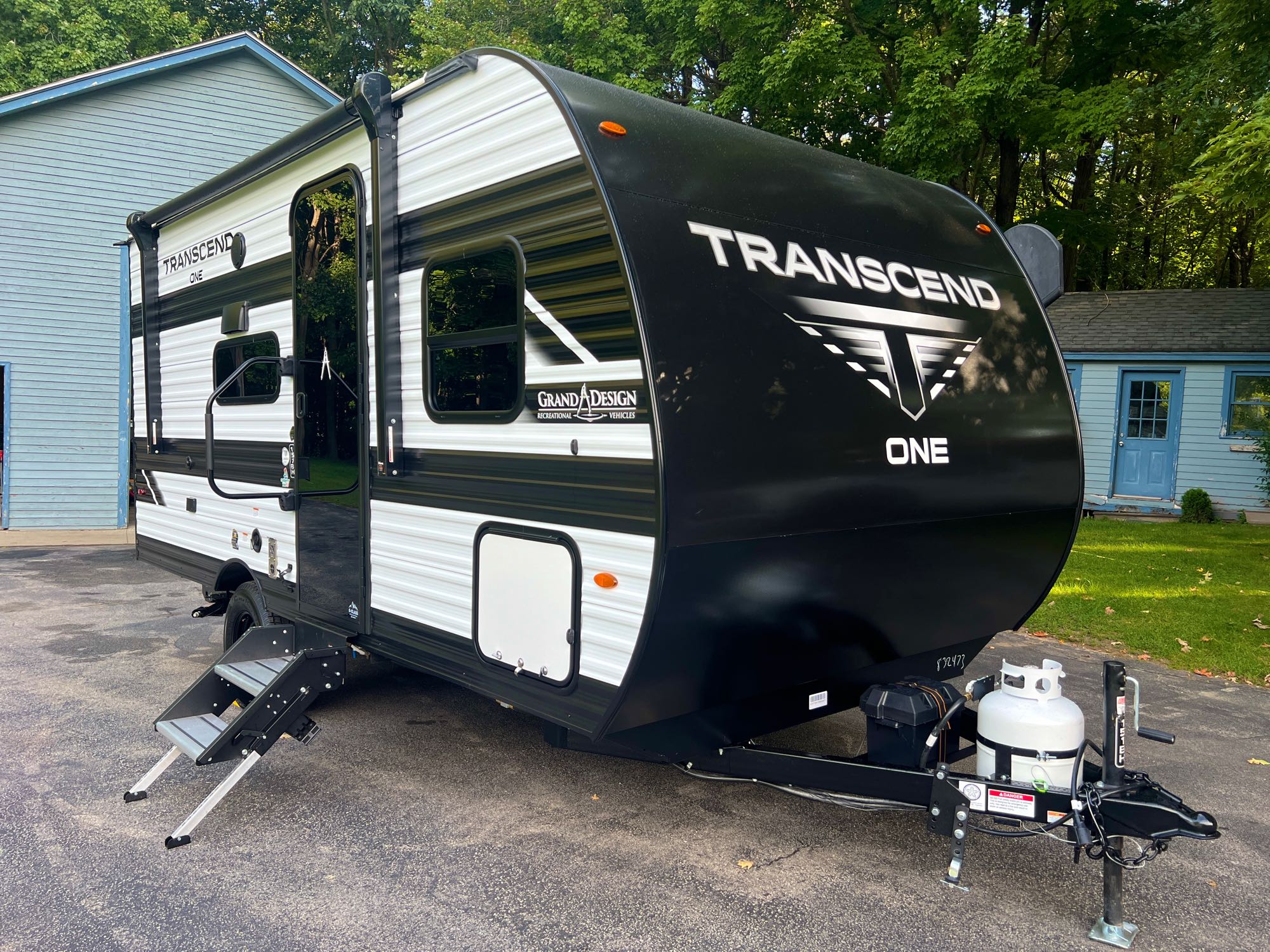 *BRAND NEW GRAND DESIGN TRANSCEND ONE*