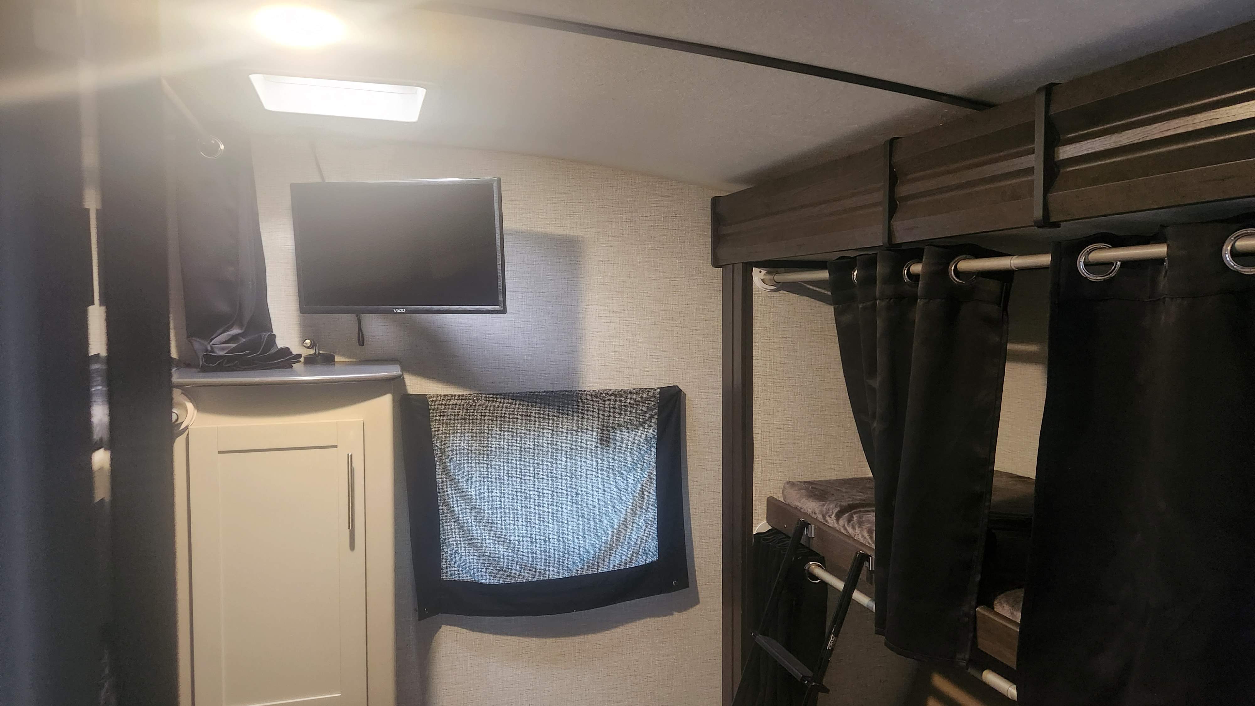 Travel trailer RV Rental 