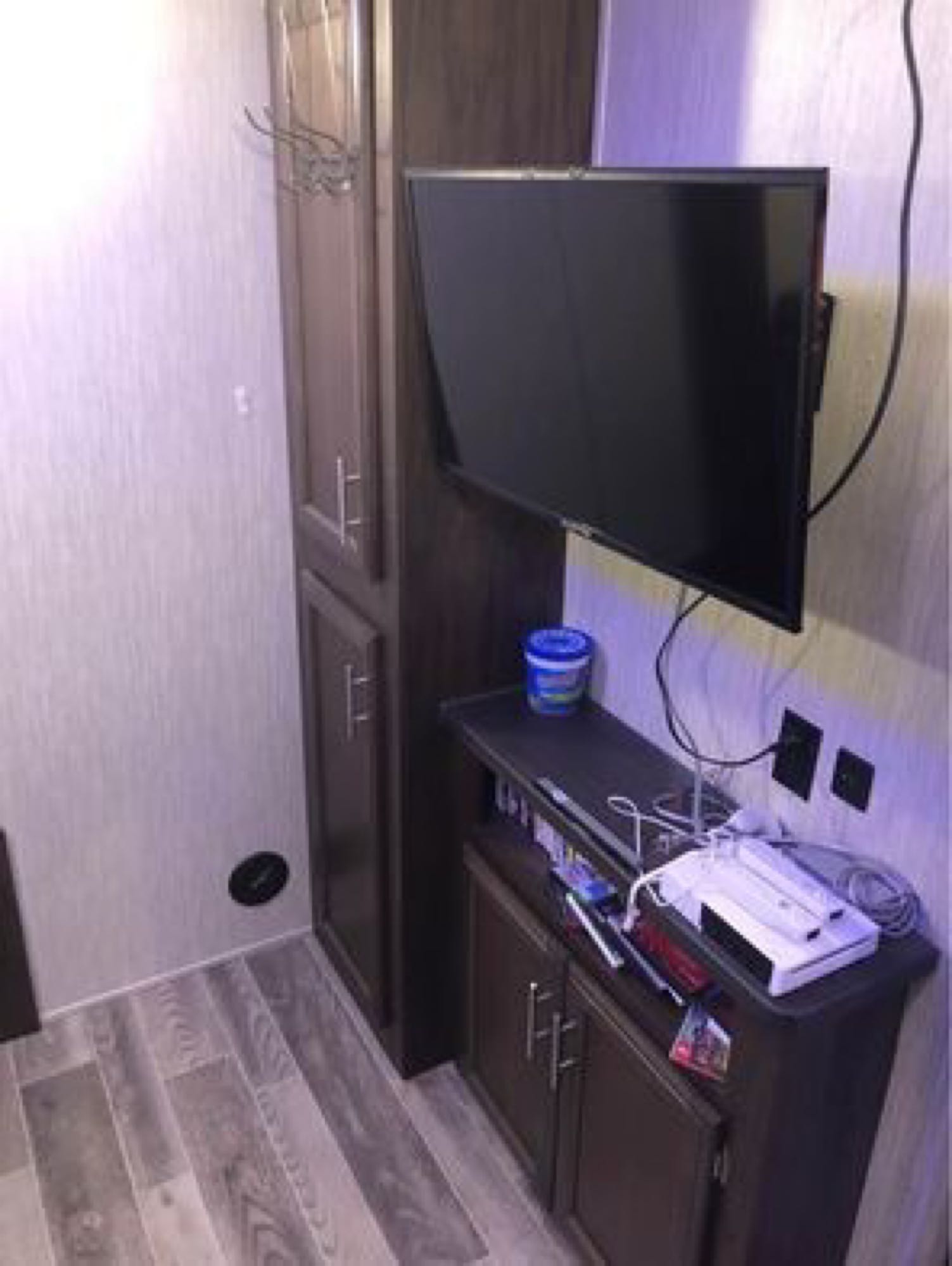 Forest River Cherokee Grey Wolf 2019