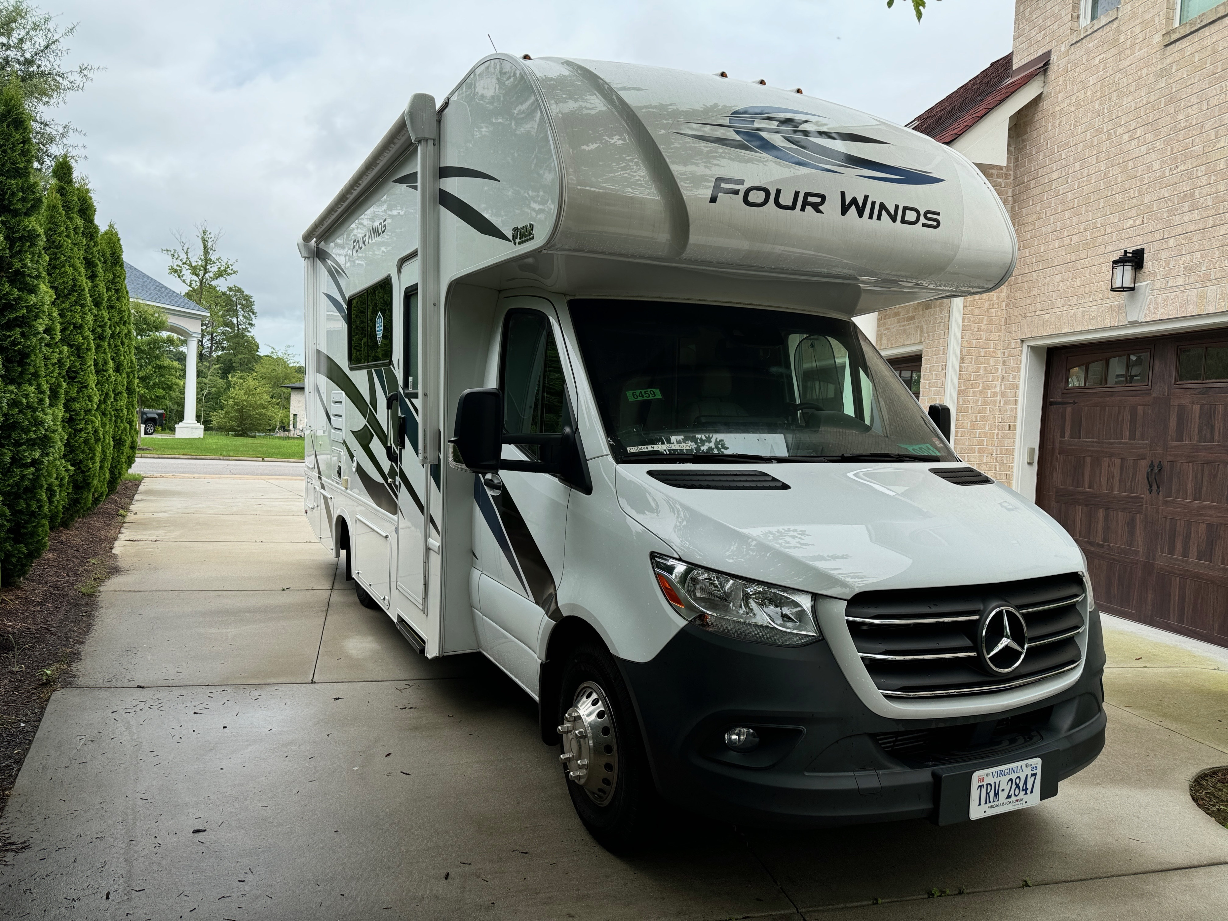 Rolling Retreat - 2023 Mercedes Thor Four Winds 24 LT