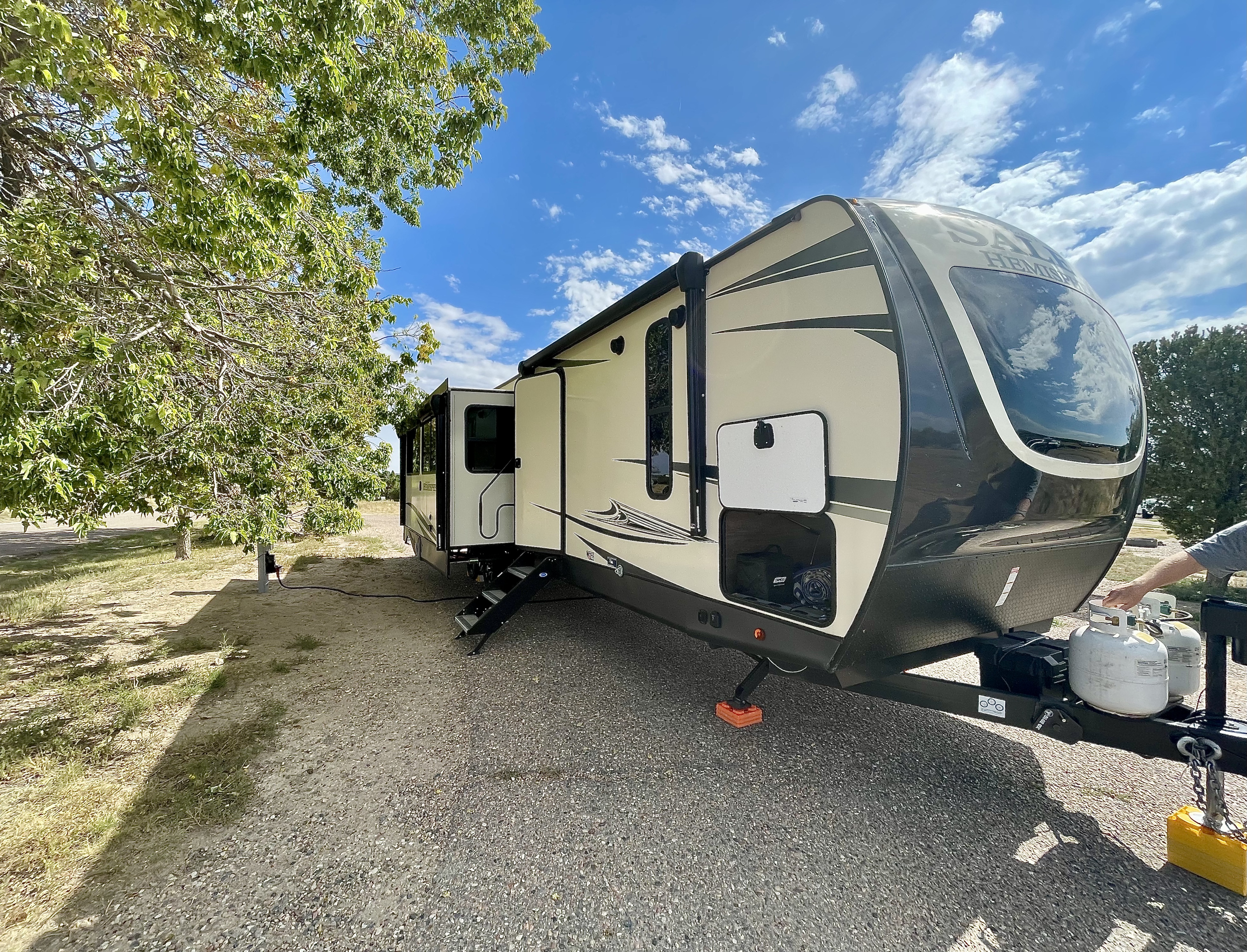 Spacious GLAMPING in "Big Gem"