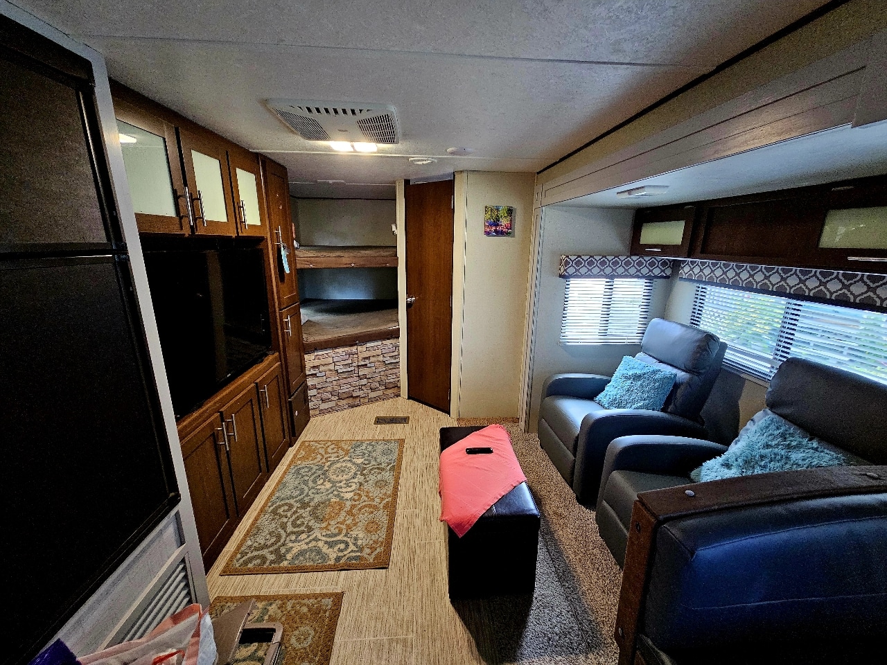 Travel trailer RV Rental 