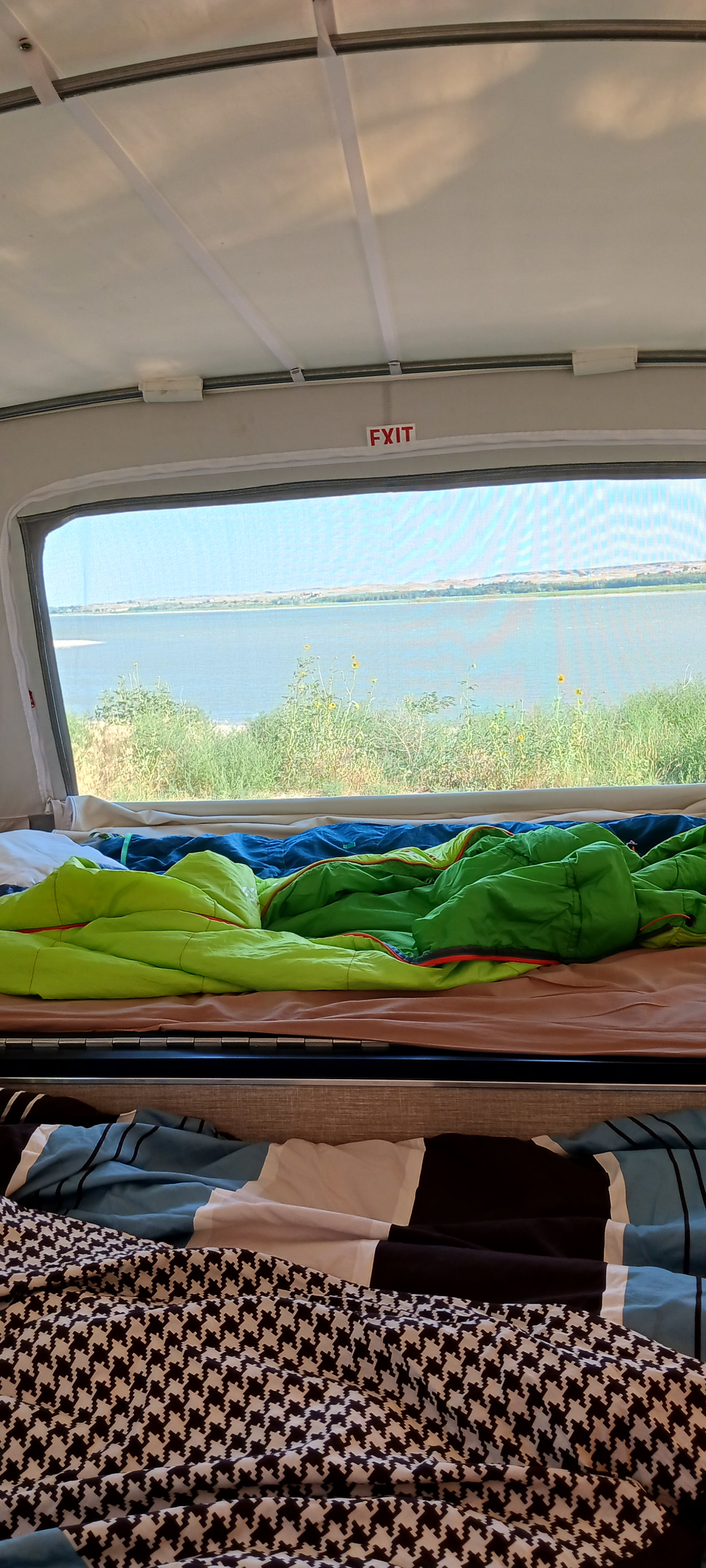 Livin' Lite Quicksilver 8.0 pop up 2017