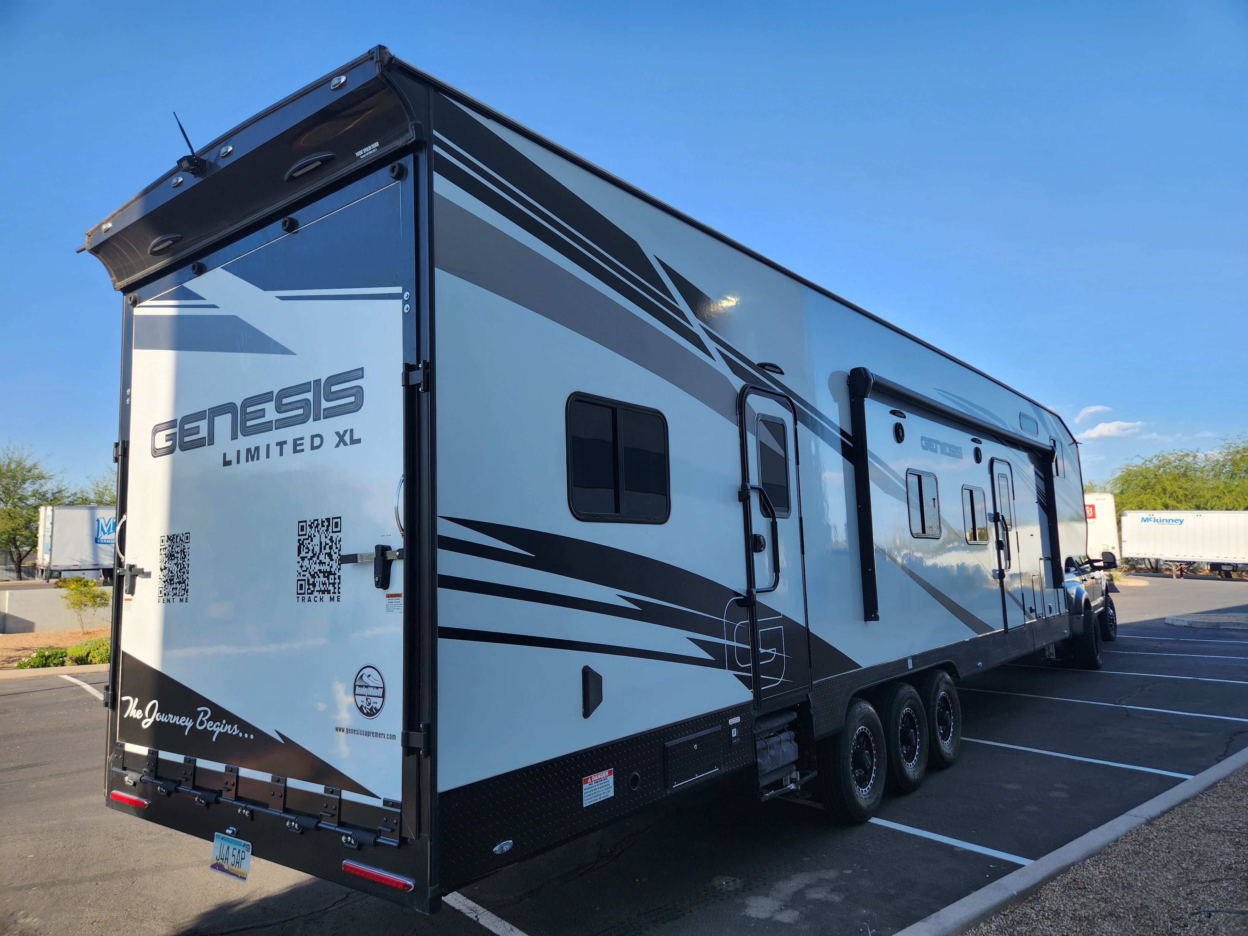 Toy hauler RV Rental 