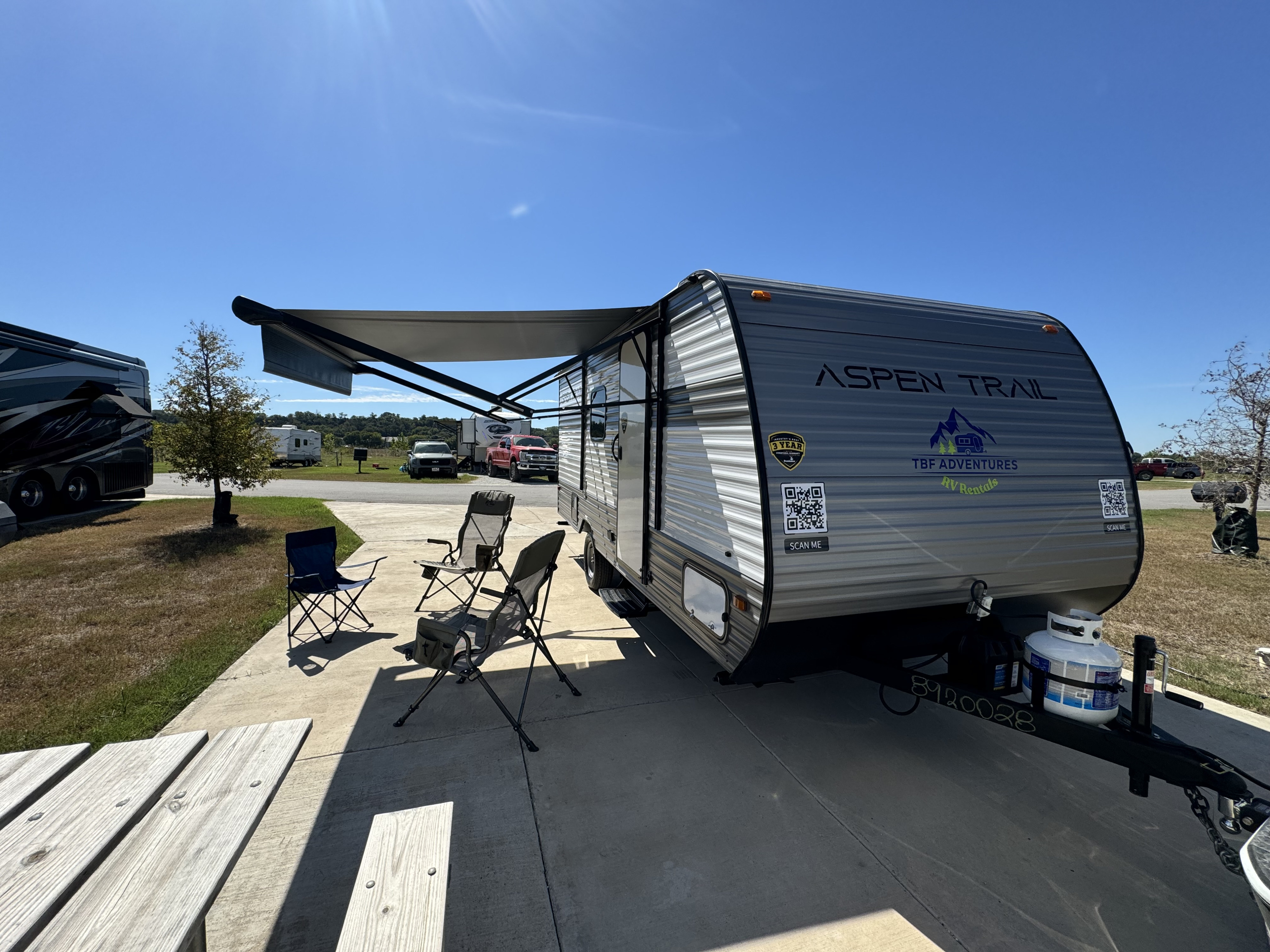 The Cozy Cabin Cruiser (0000)