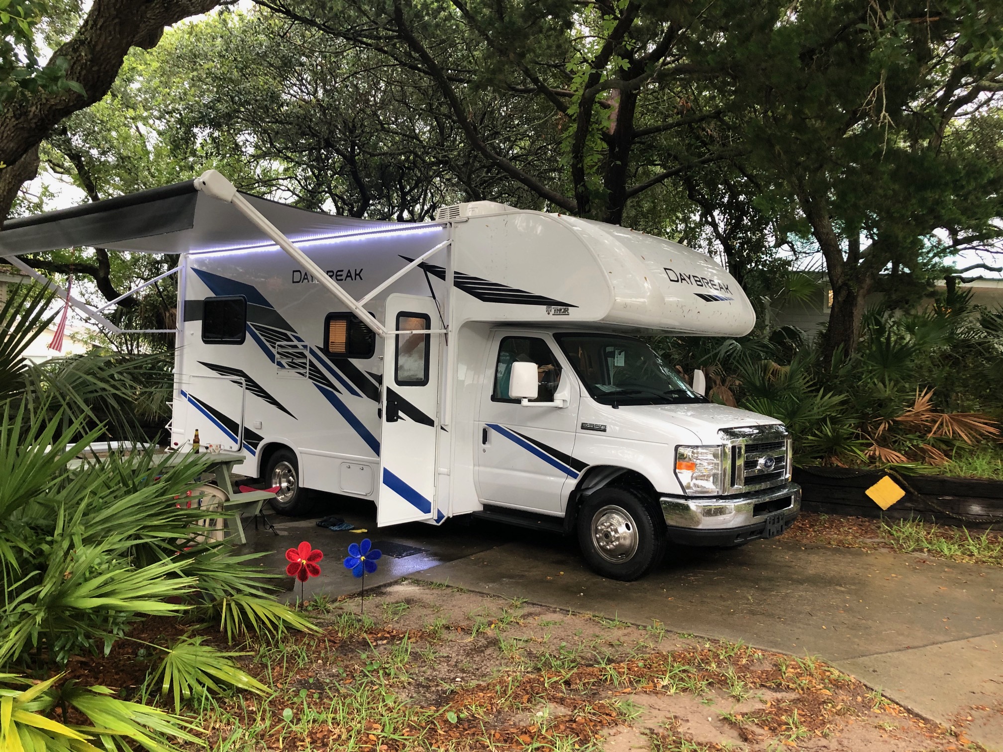 2020 Thor Daybreak 22GO For Your Next Adventure