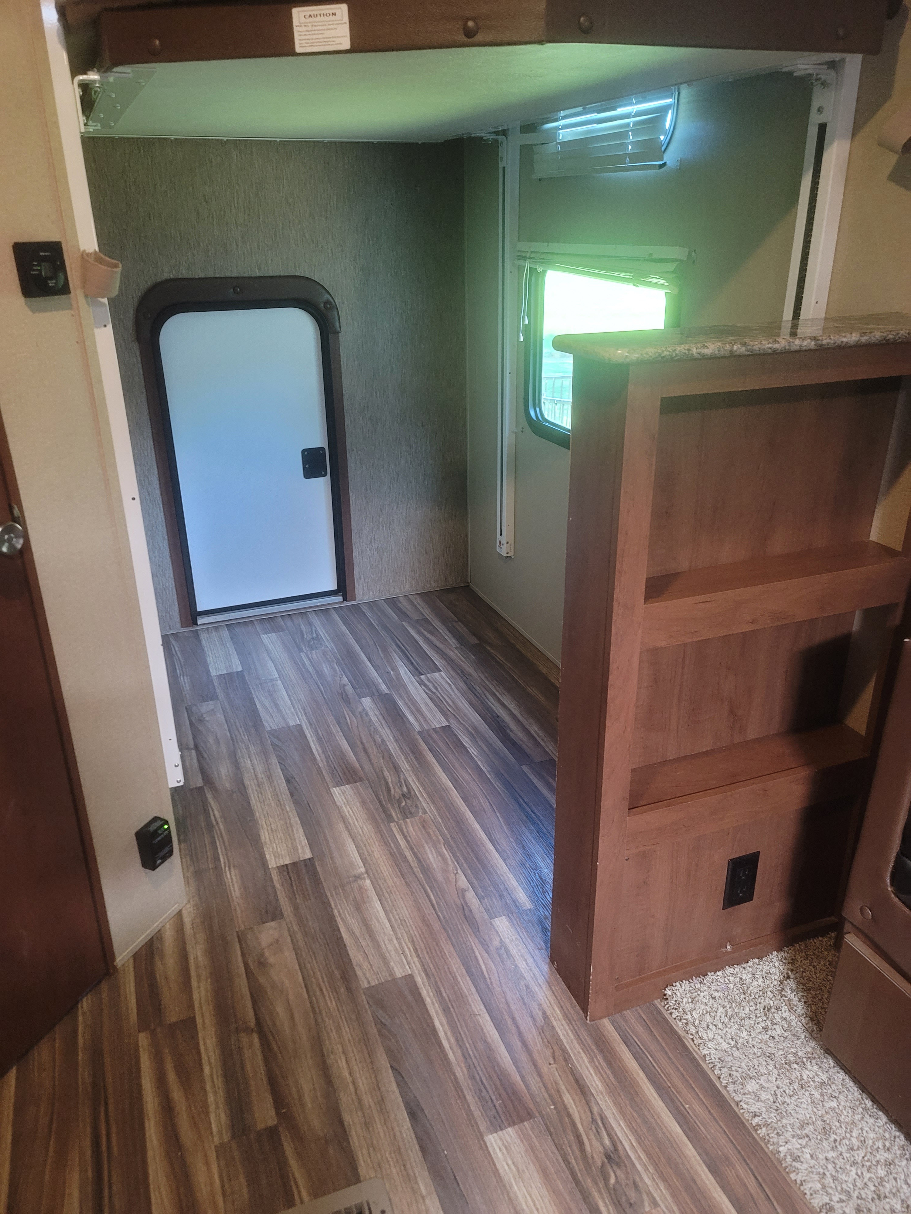 Experience a comfortable RV rental!. Denali Lite 2015