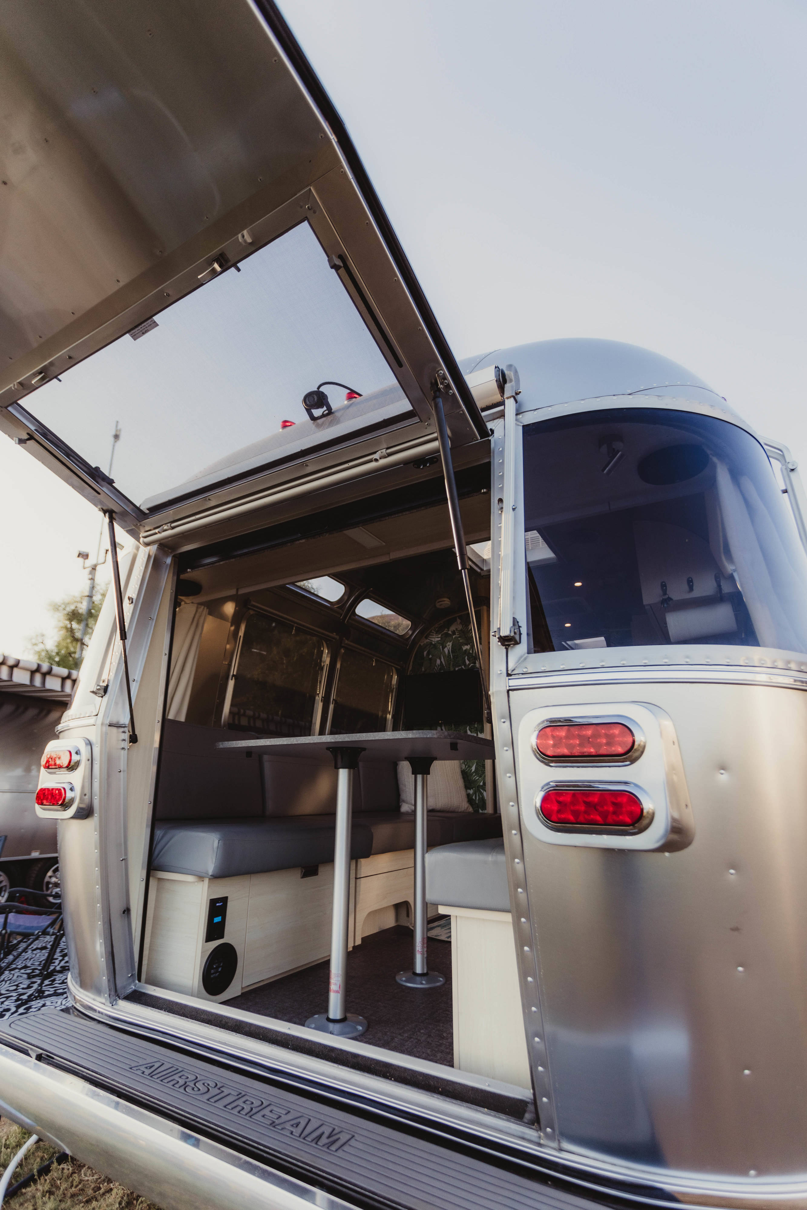 Travel trailer RV Rental 
