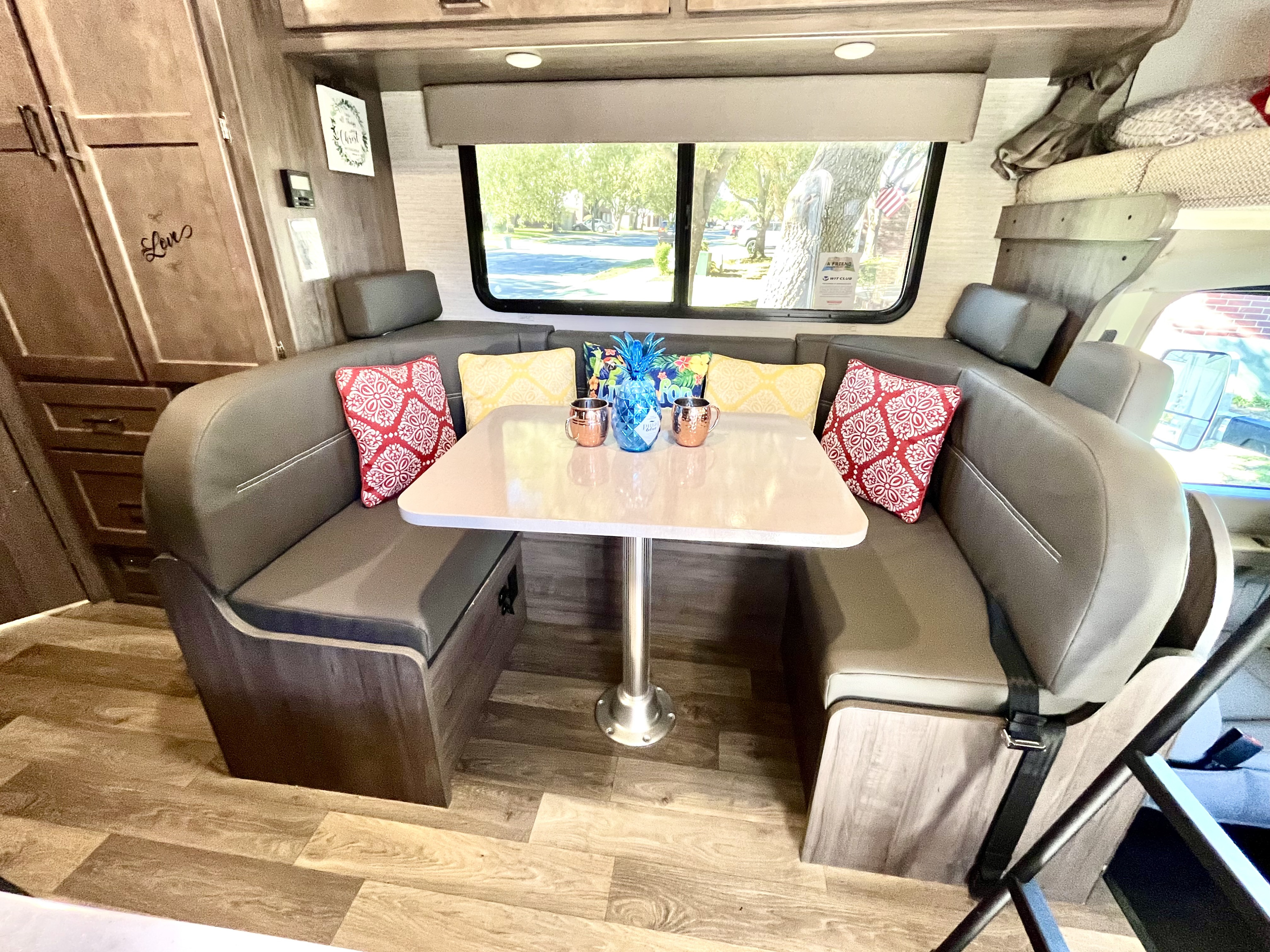 2021 Winnebago Minnie Winnie