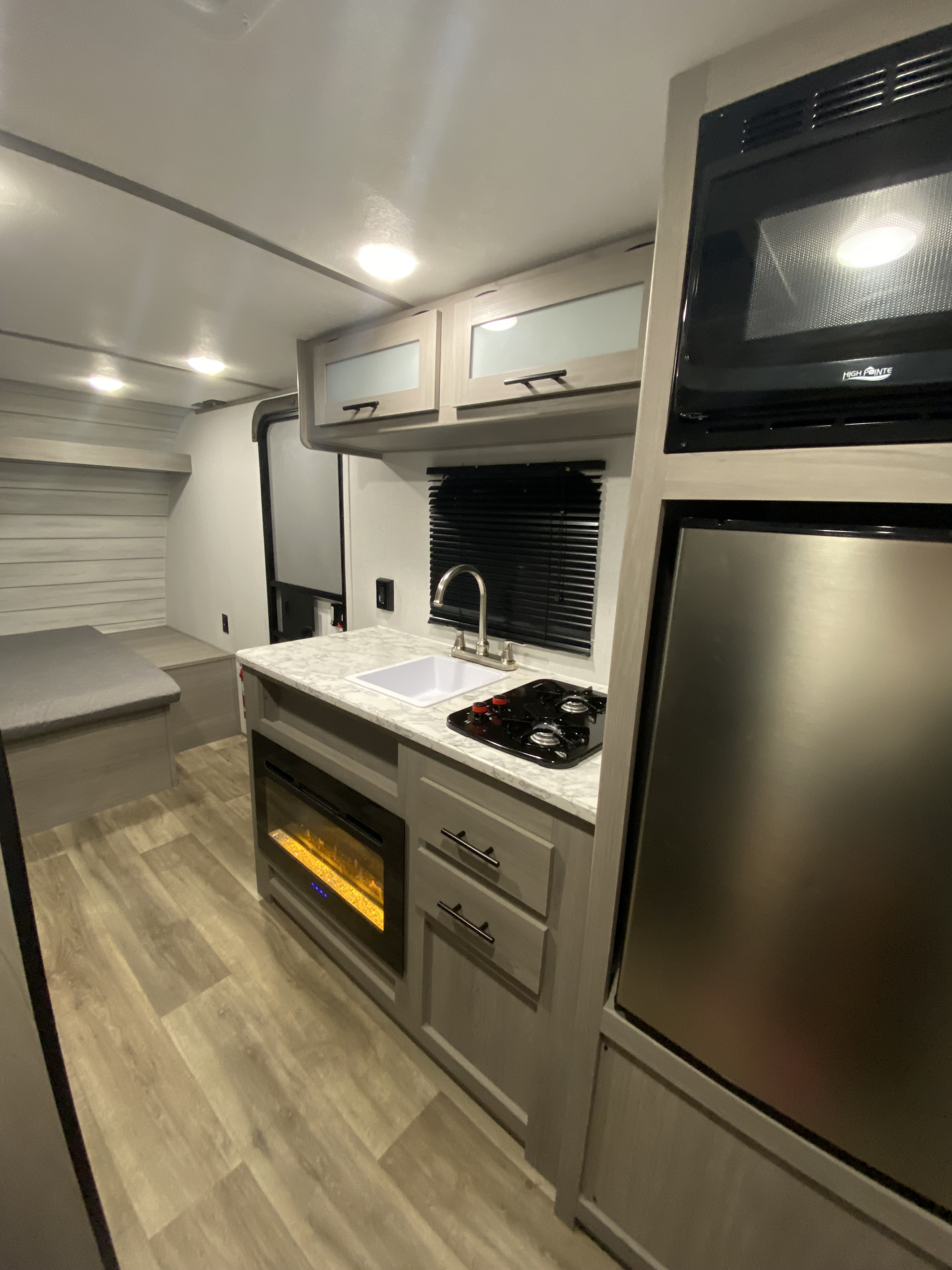 Travel trailer RV Rental 