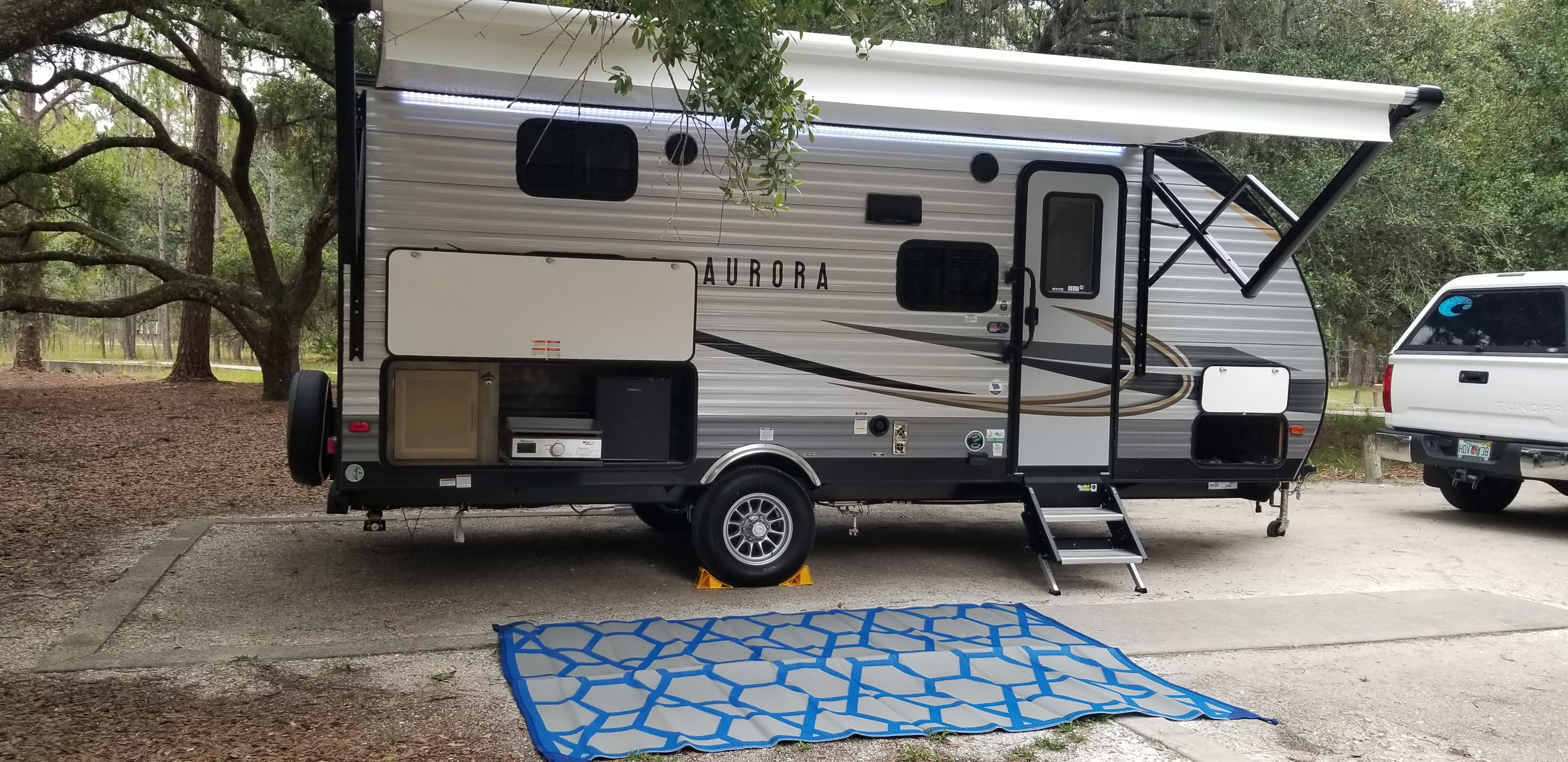 Travel trailer RV Rental 