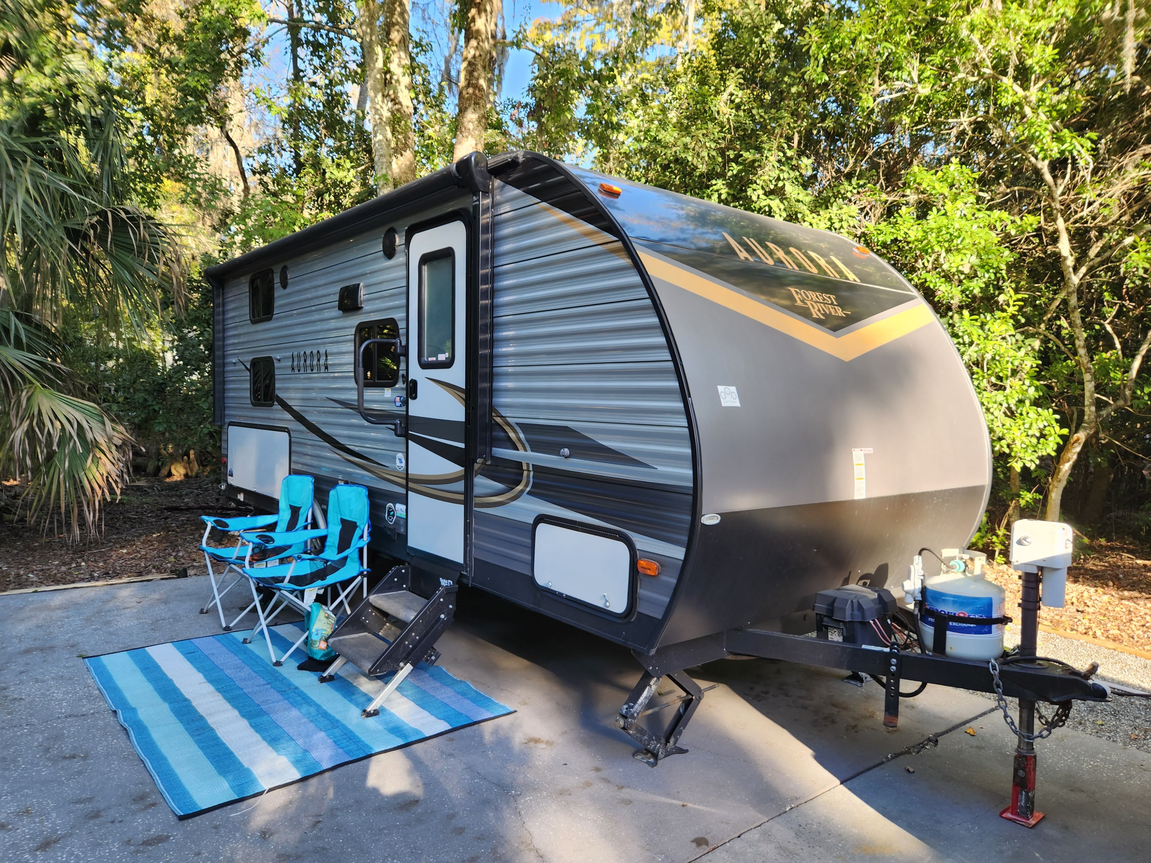 Travel trailer RV Rental 