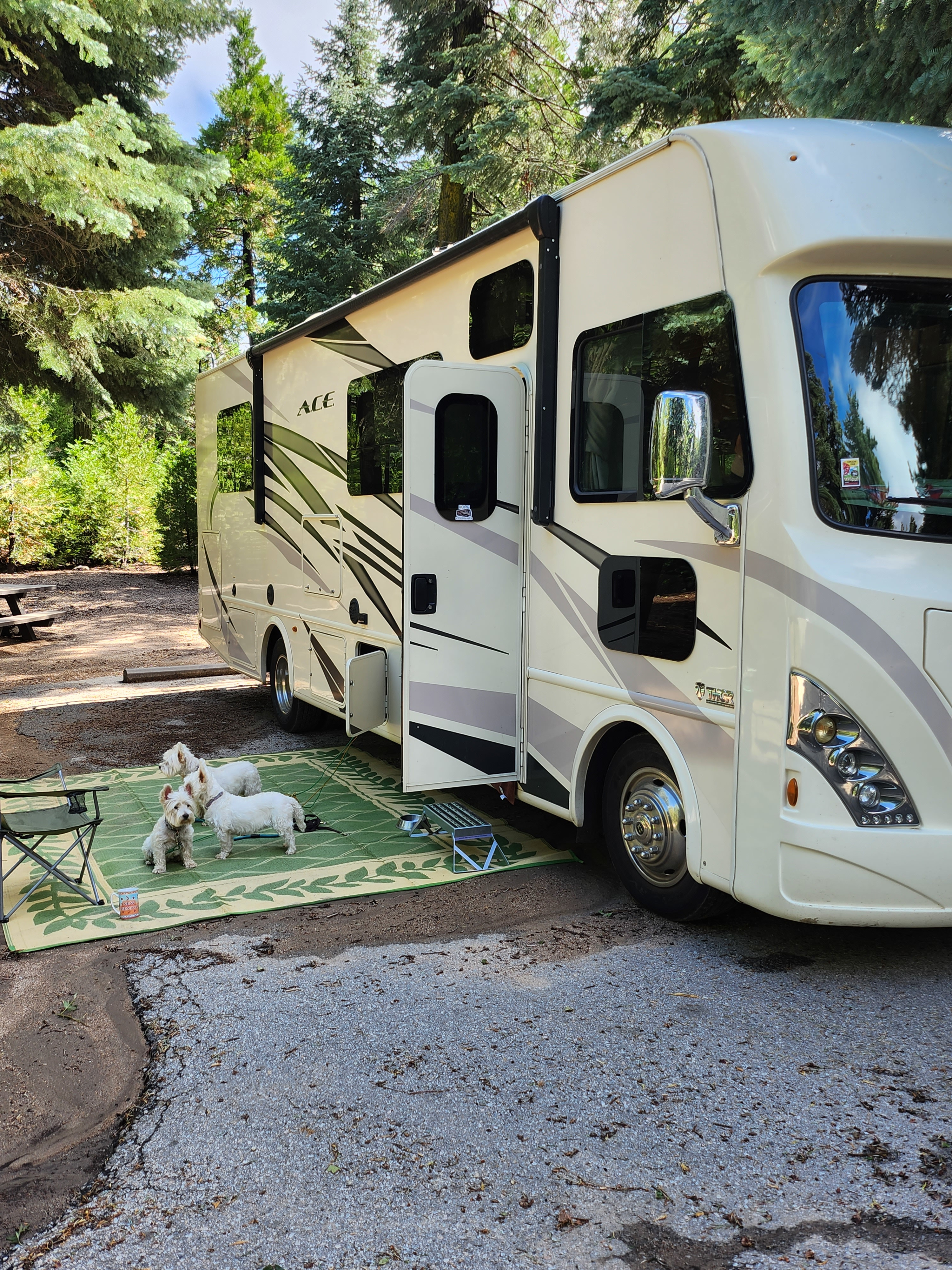 See the USA in style! Our 2018 class A Thor A.C.E. motorhome is waiting...