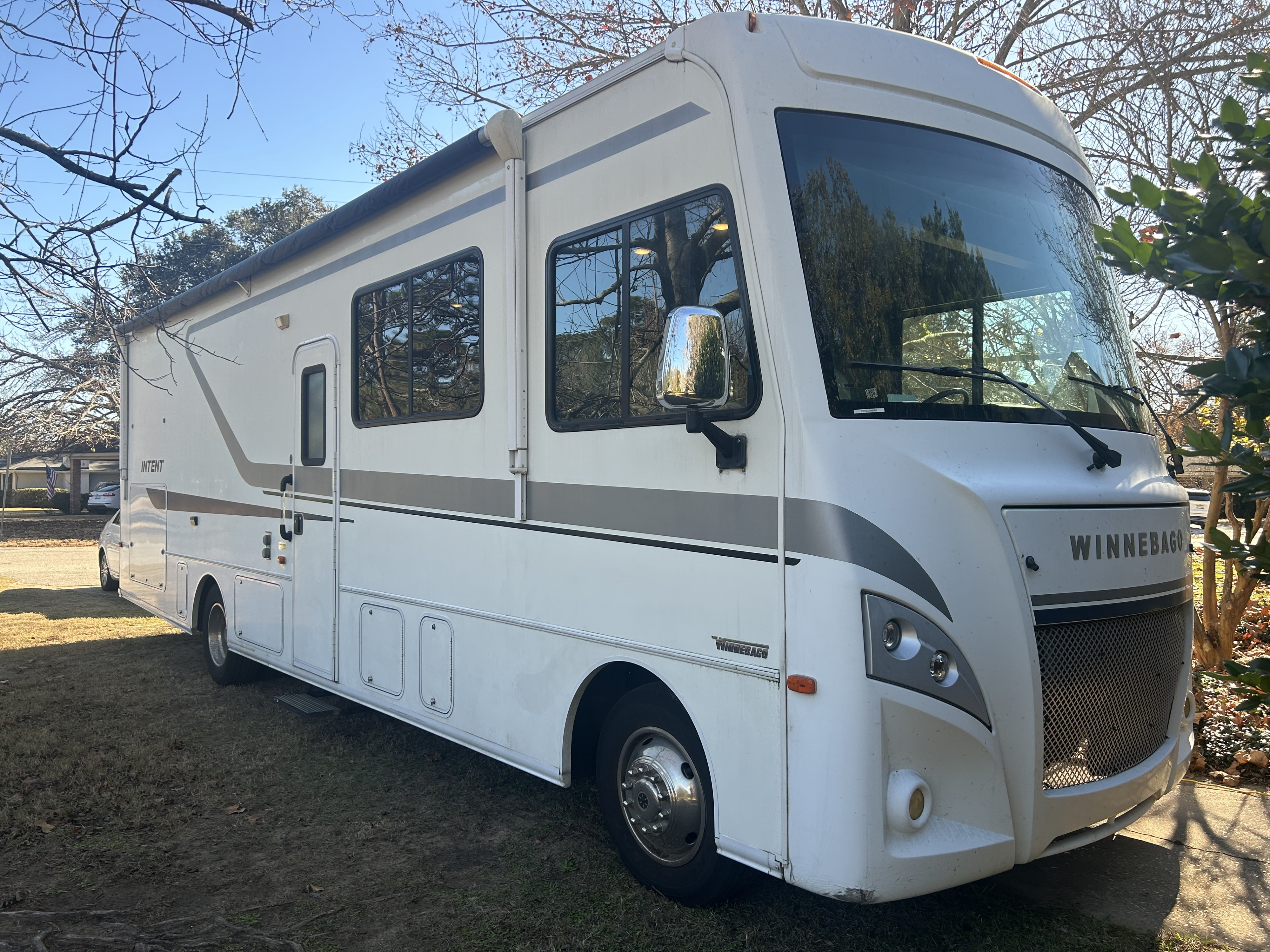 31 foot class A perfect for groups or families with children