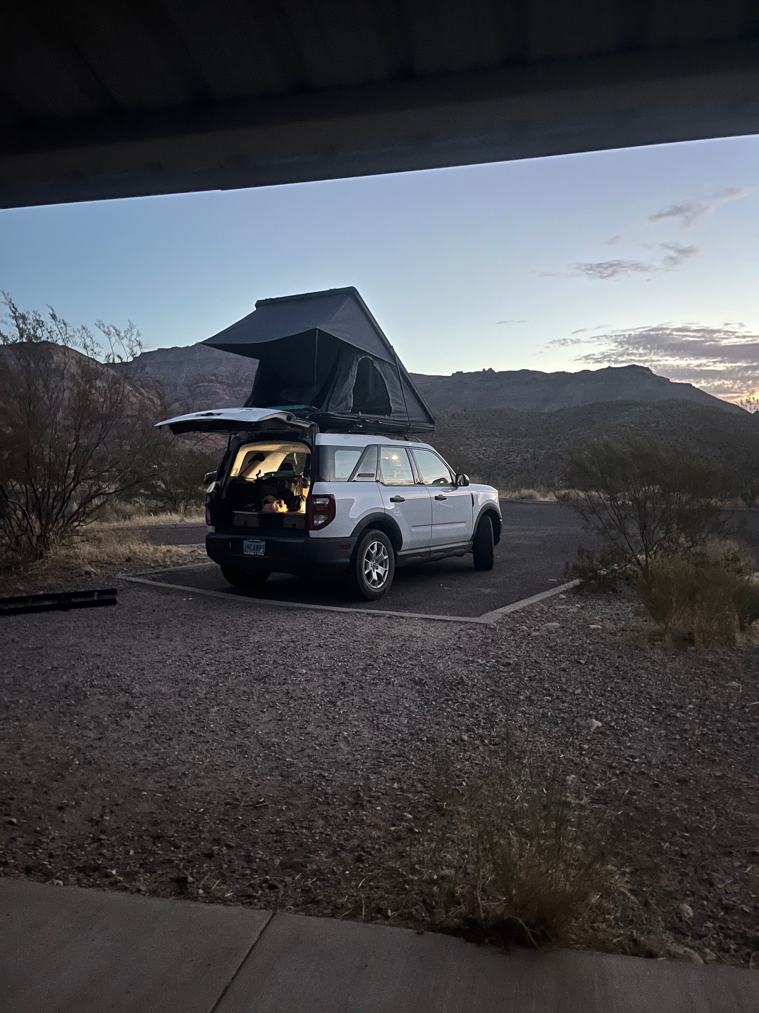(1)Fully Stocked 4x4 Sleeps upto 4 Diesel Heater + Starlink available