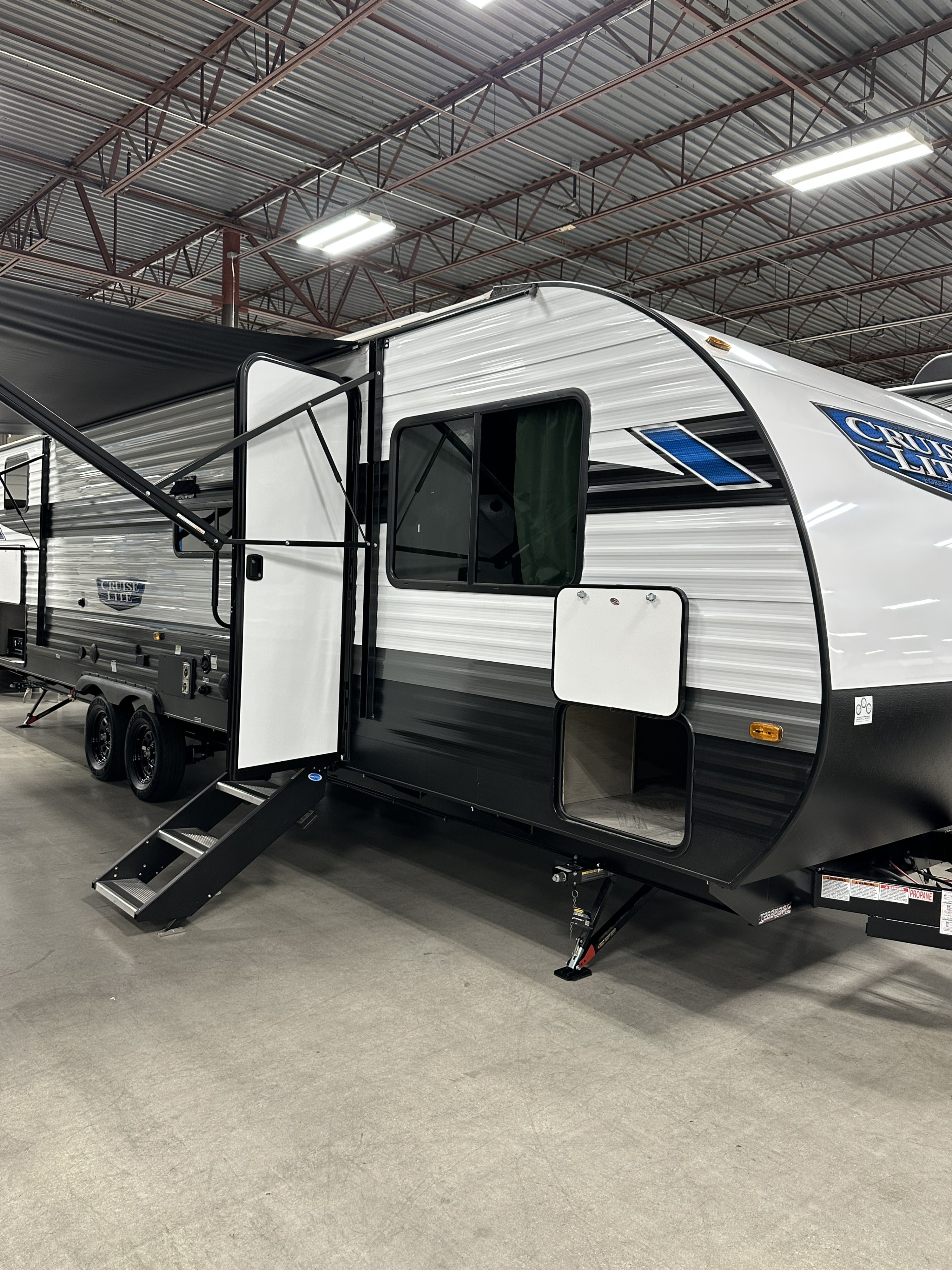 Salem cruise lite 282QBXL