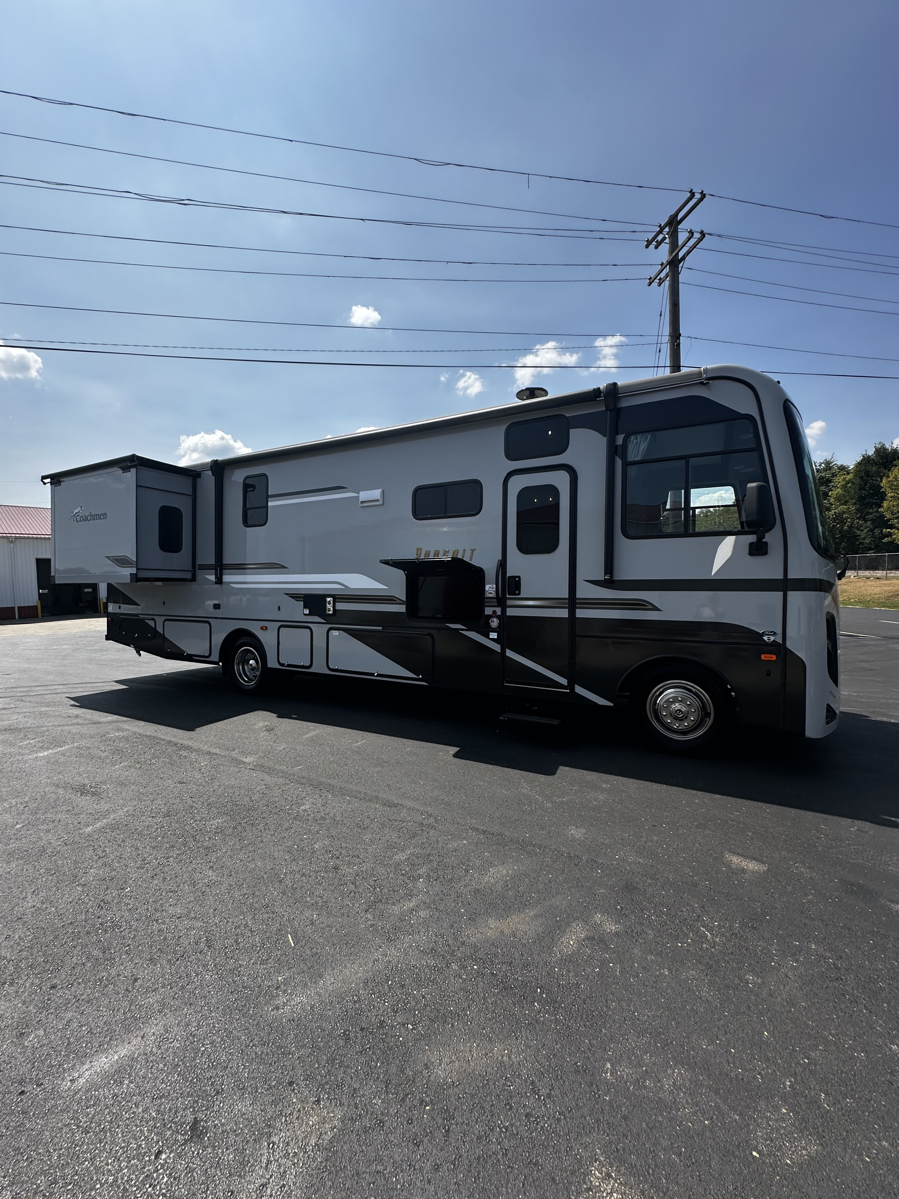 2023 COACHMEN PURSUIT "ELMER'S KAMPER"
