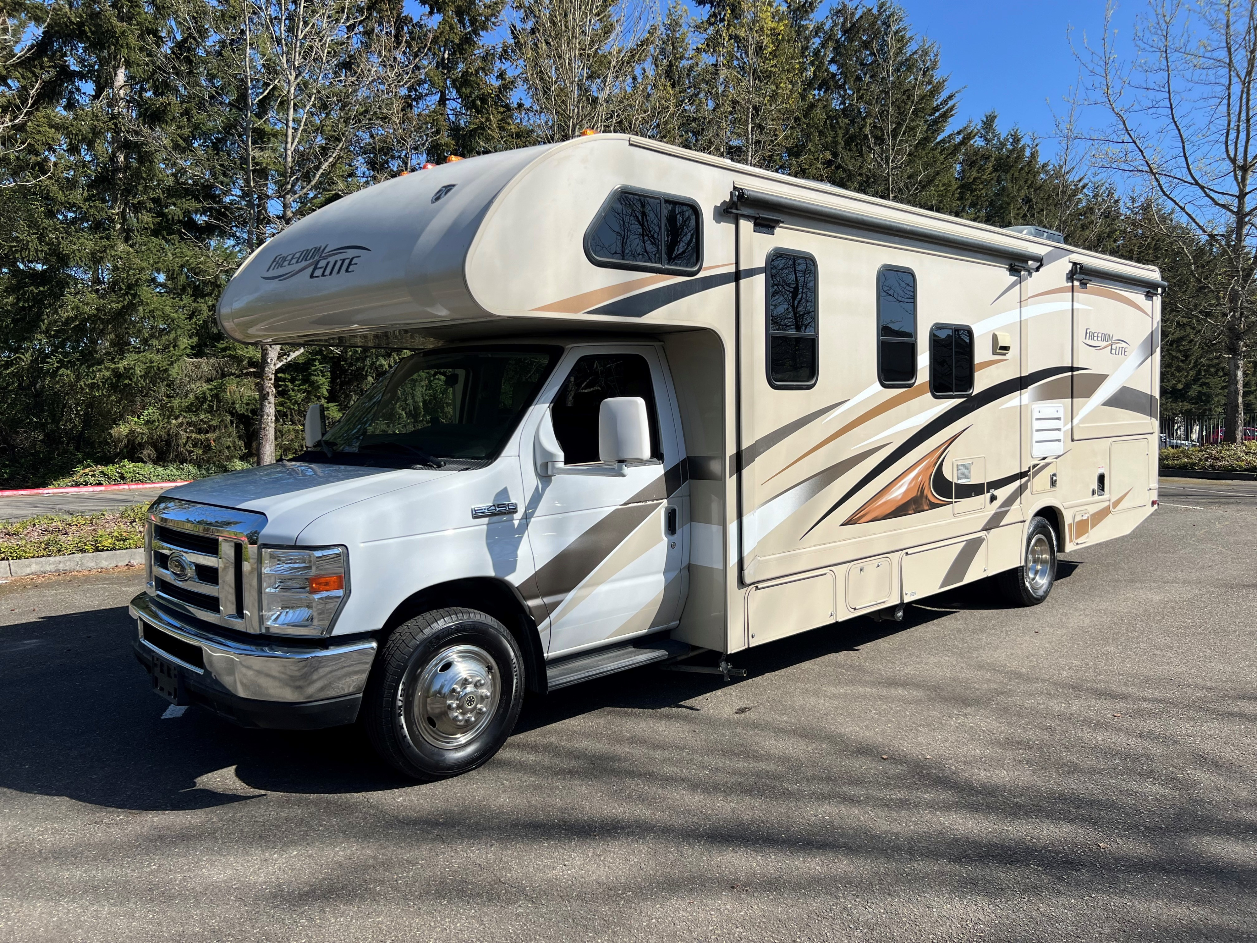 2016 Thor Freedom Elite 29FE