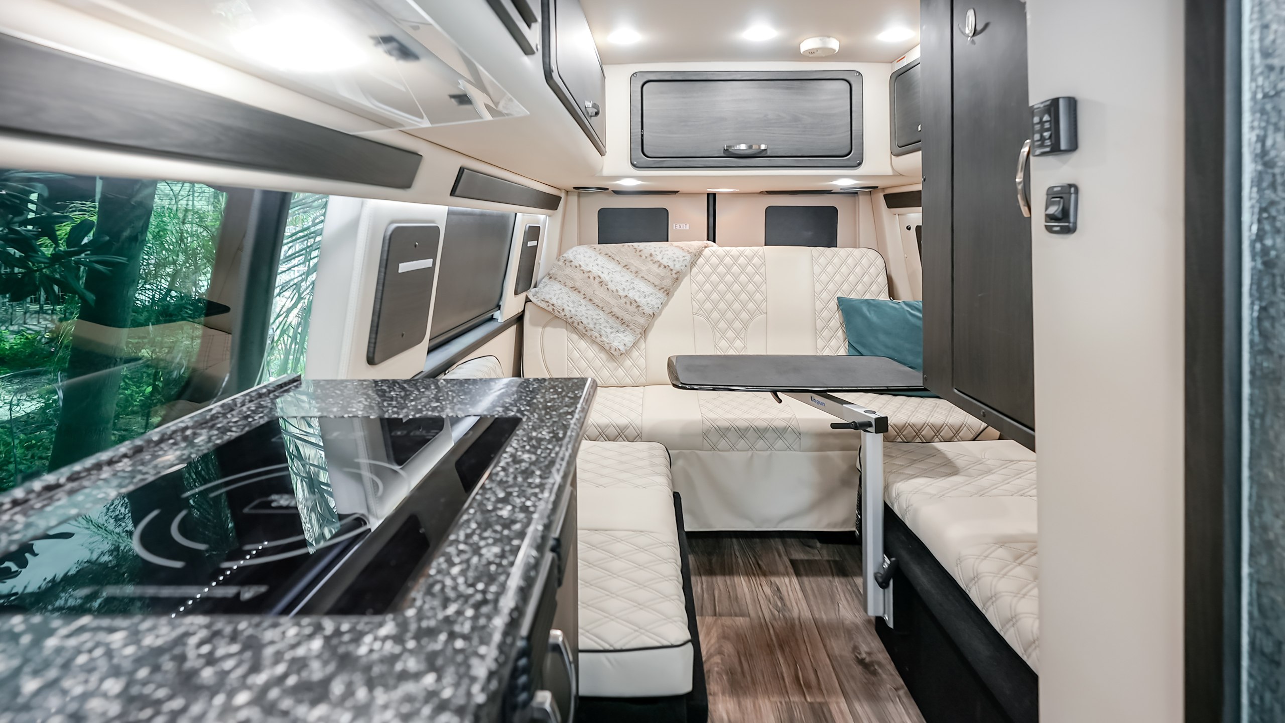 American Patriot Mercedes Luxury Meets Camper Van Seats 5 Sleeps 2