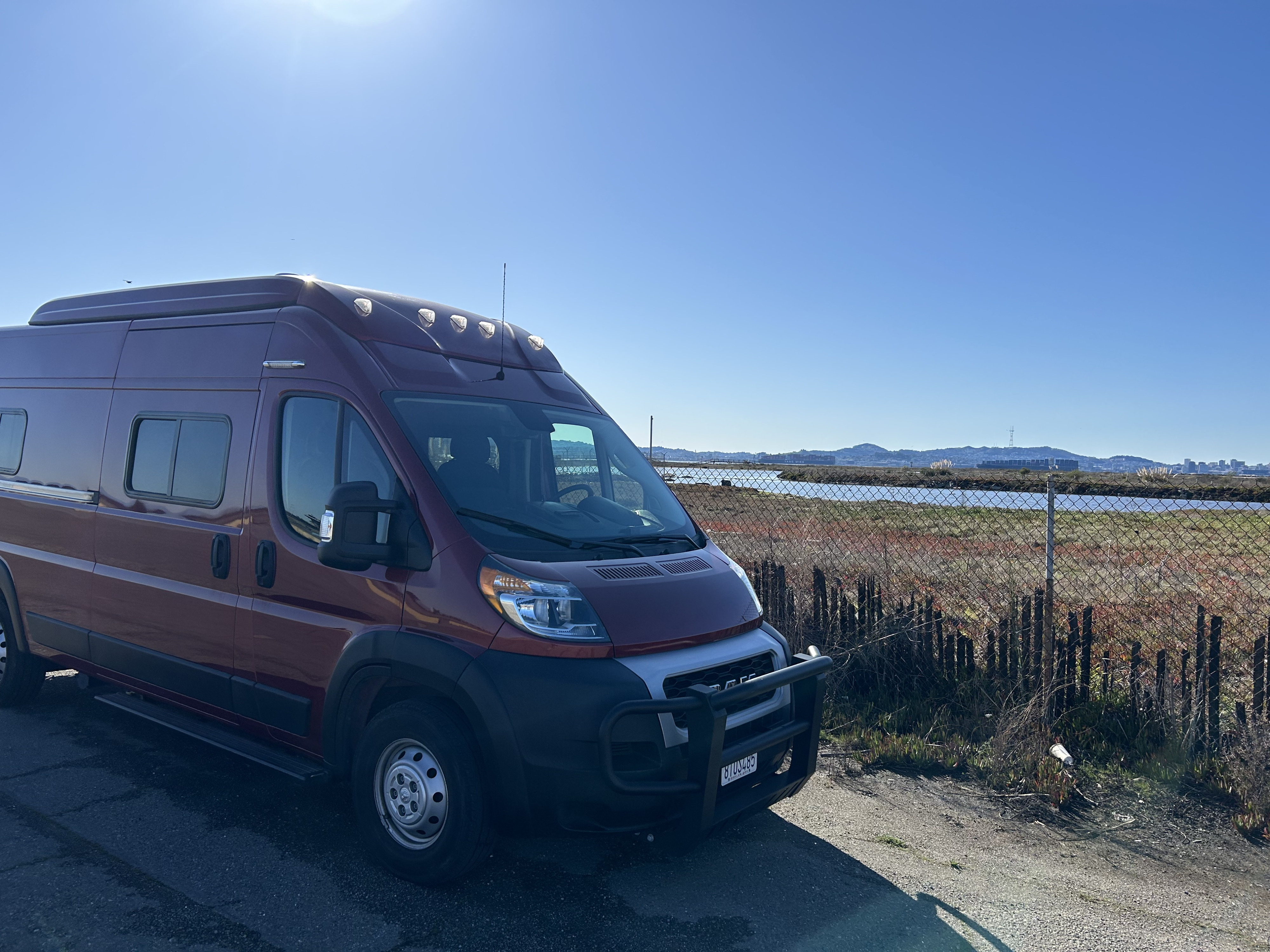 2021 Winnebago Solis, 6 Seater Sofabed and Poptop