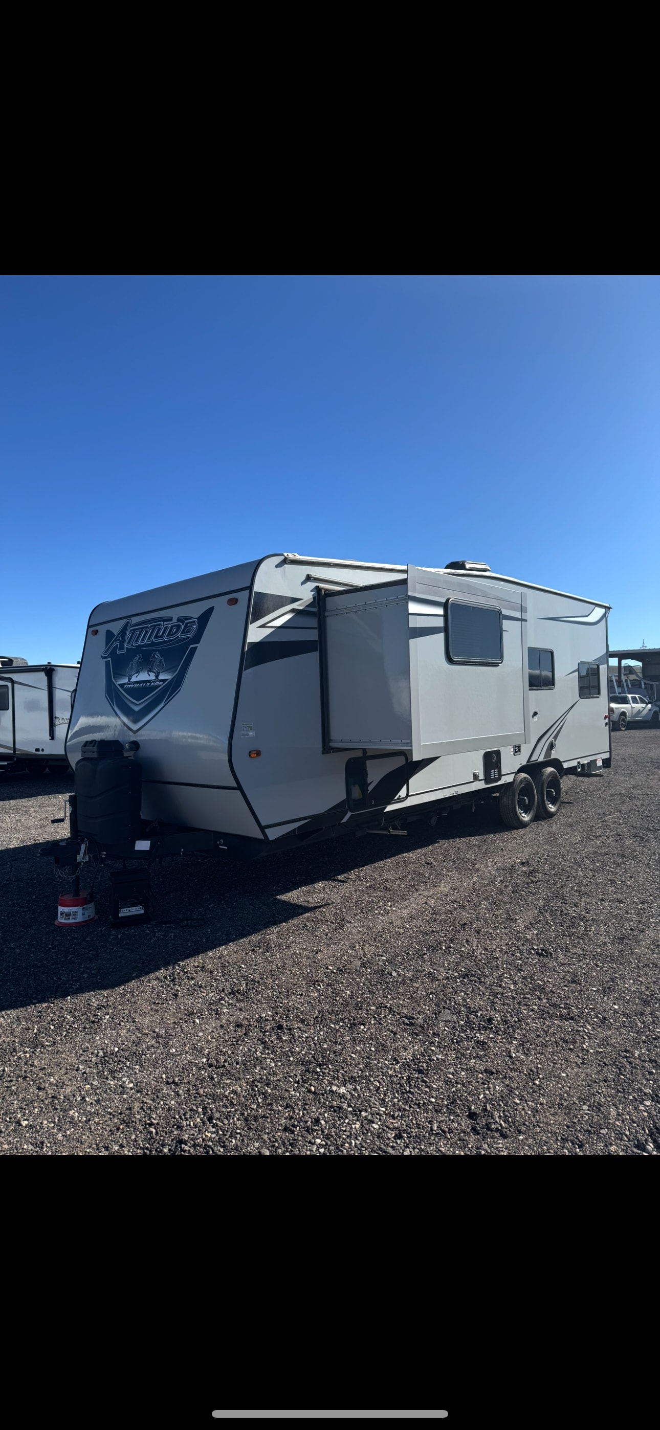 Eclipse Attitude Toy Hauler 28’