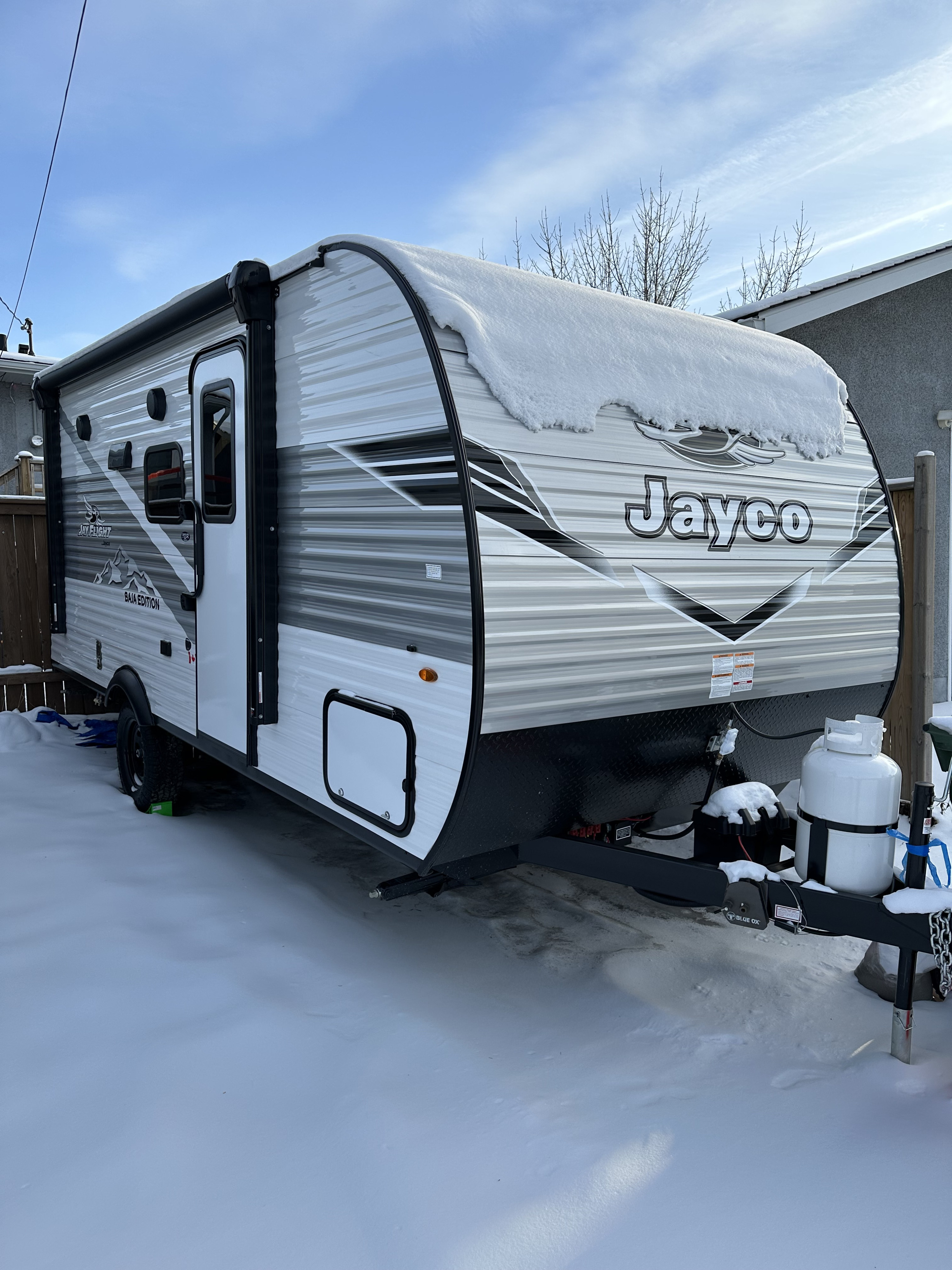 2025 Jayco Baja Sleeps 5 Trailer! Solar panels! Dry Camp Ready!