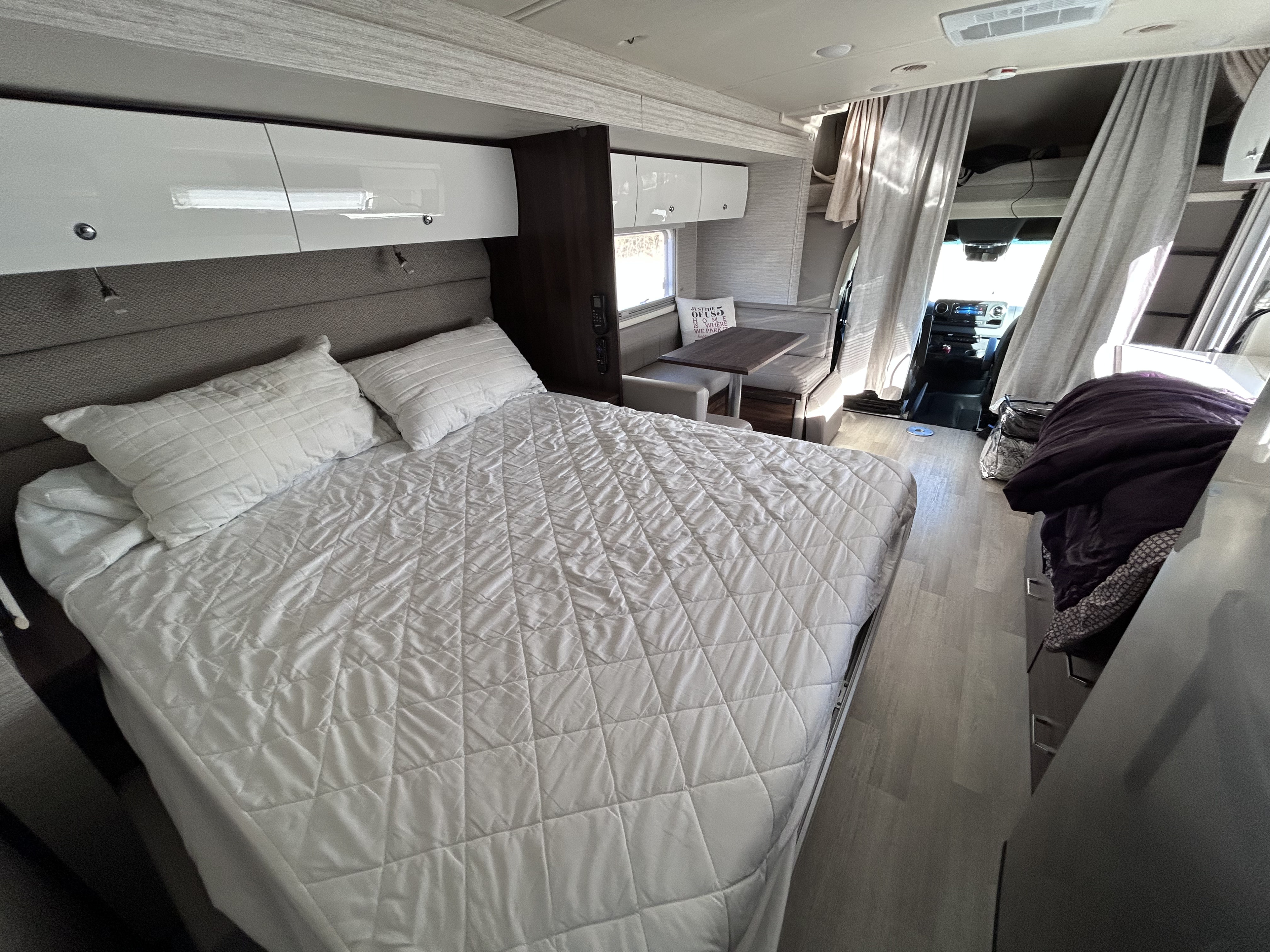 Murphy Bed with Queen size Mattress.. Winnebago Navion 2022