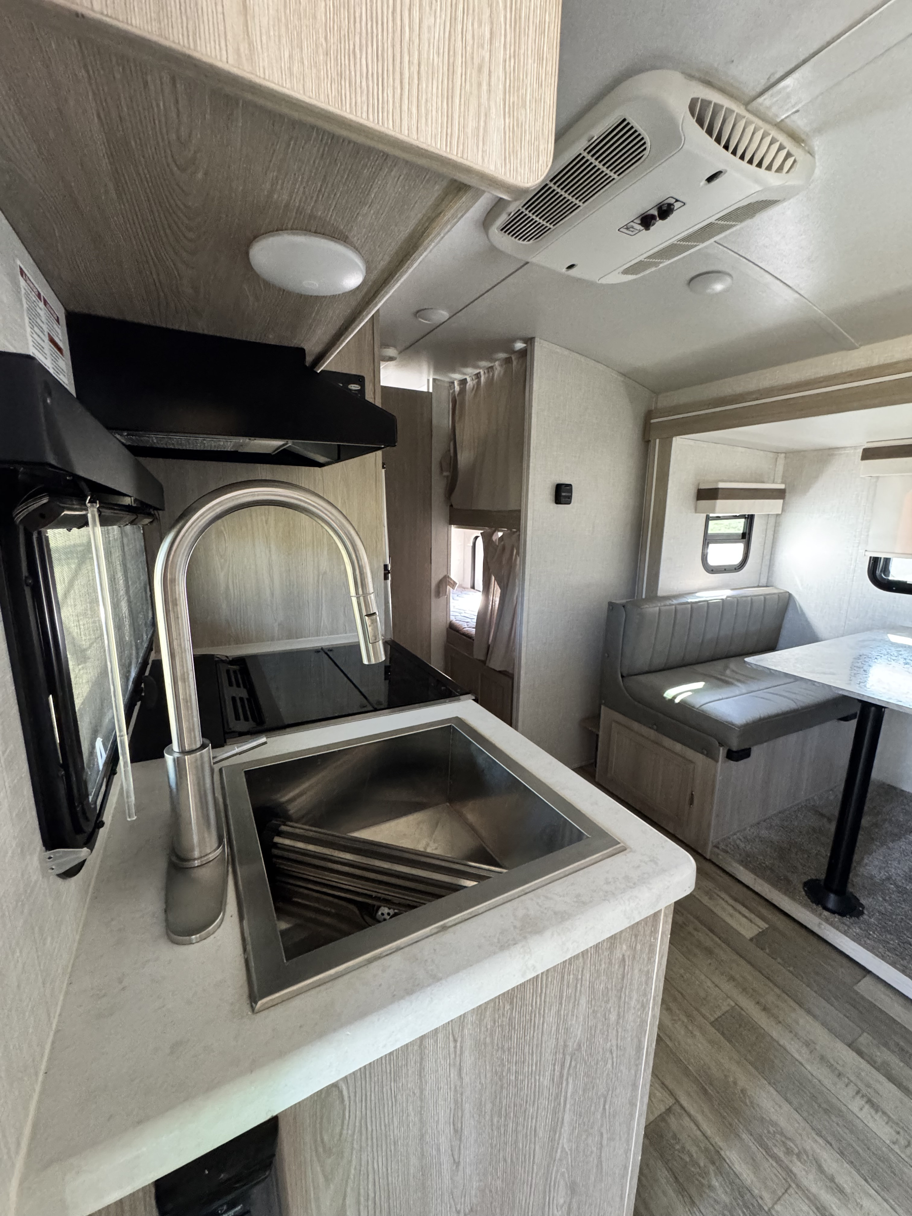 Travel trailer RV Rental 