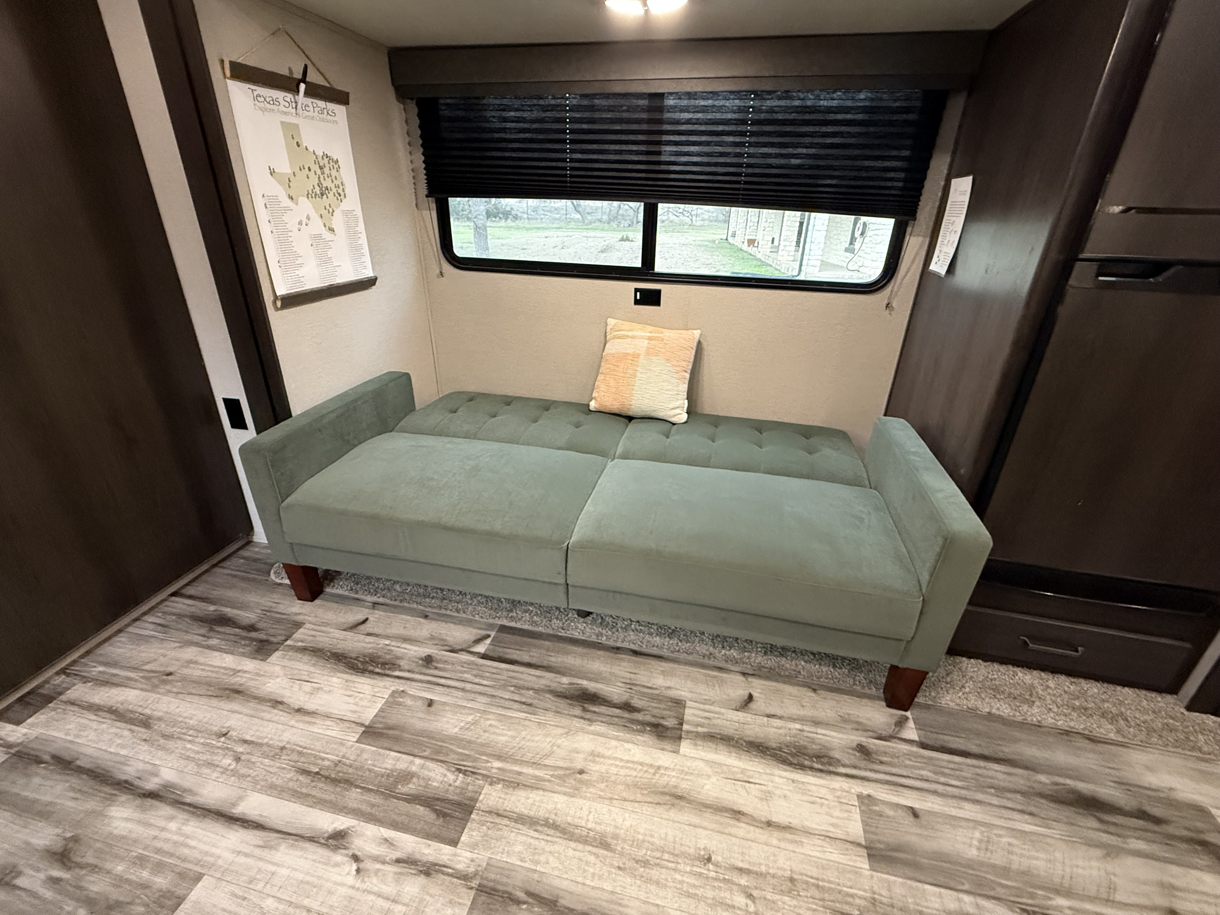 Travel trailer RV Rental 