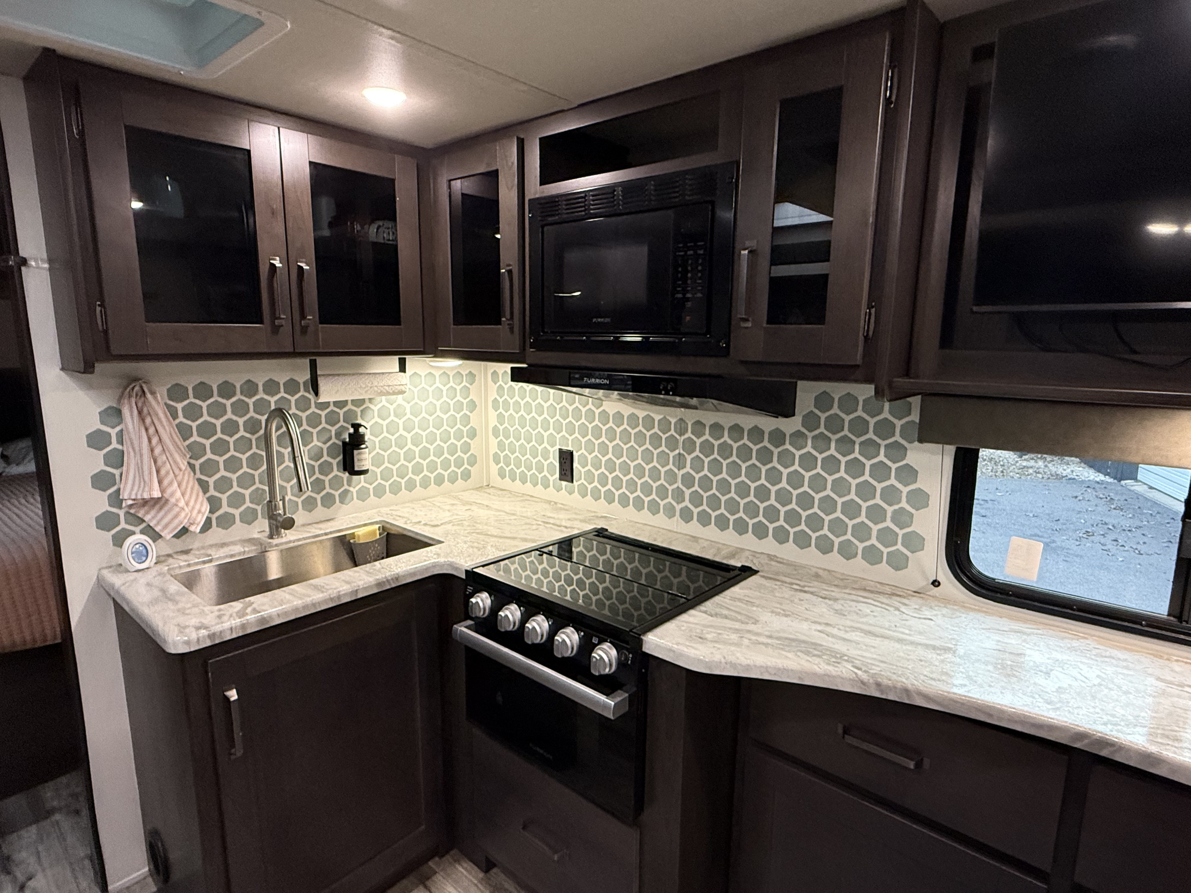 Travel trailer RV Rental 