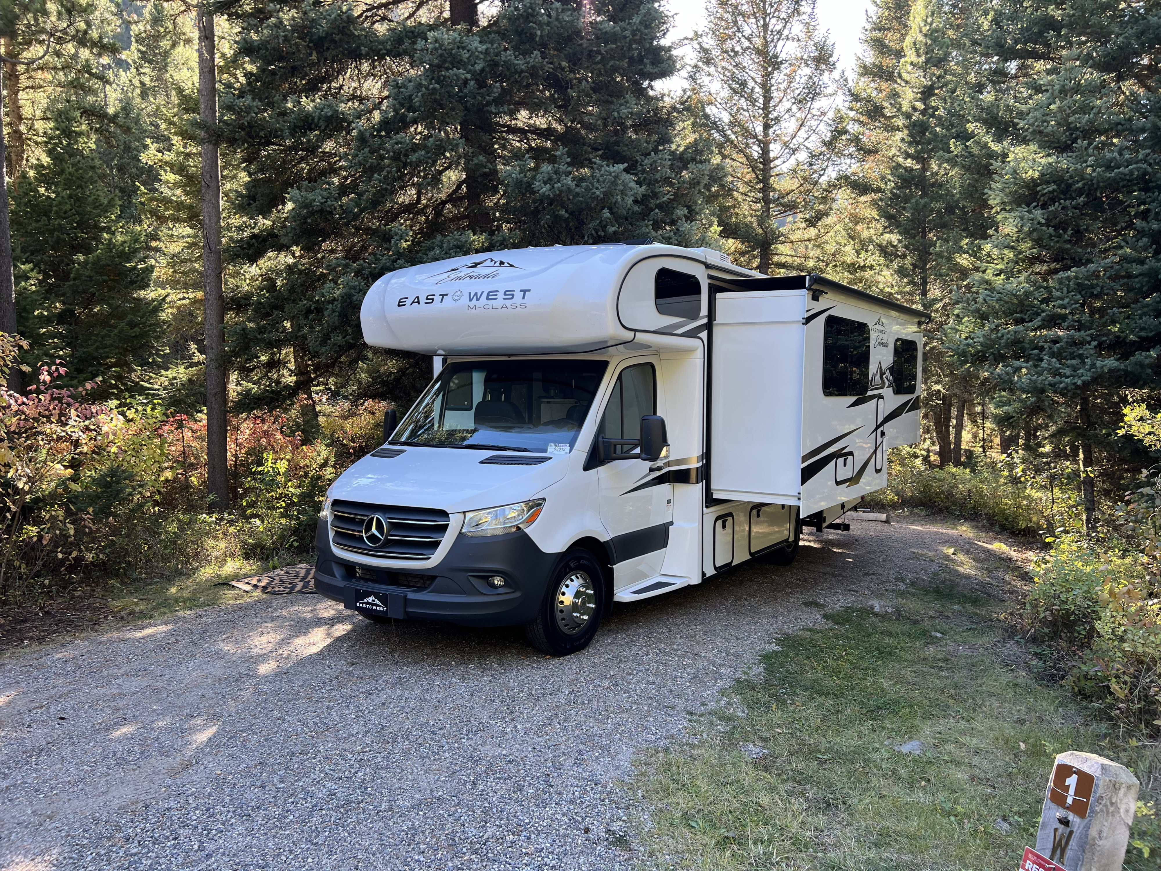 Adventure Awaits: Luxury 2025 Entrada-M Class in Bozeman