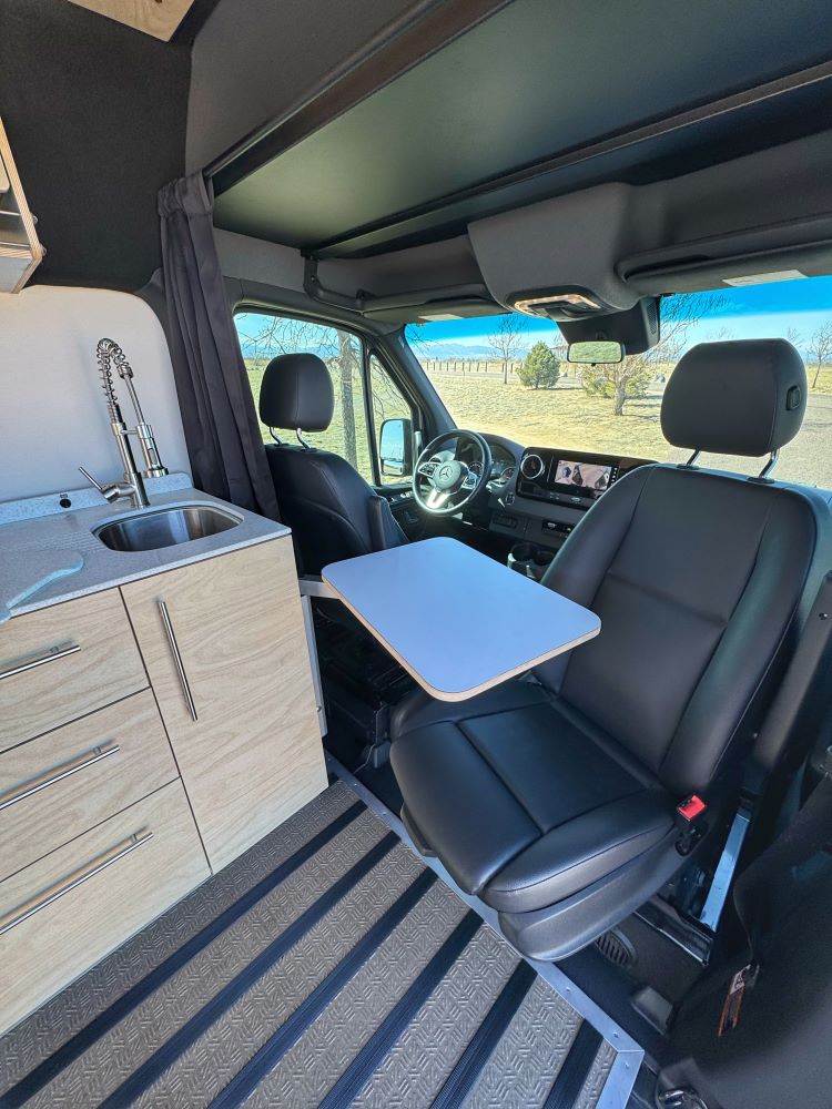 Camper van RV Rental 