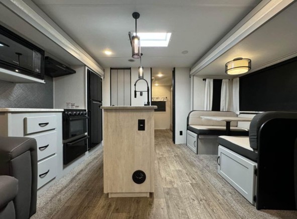 2022 Forest River Vibe 34BH
