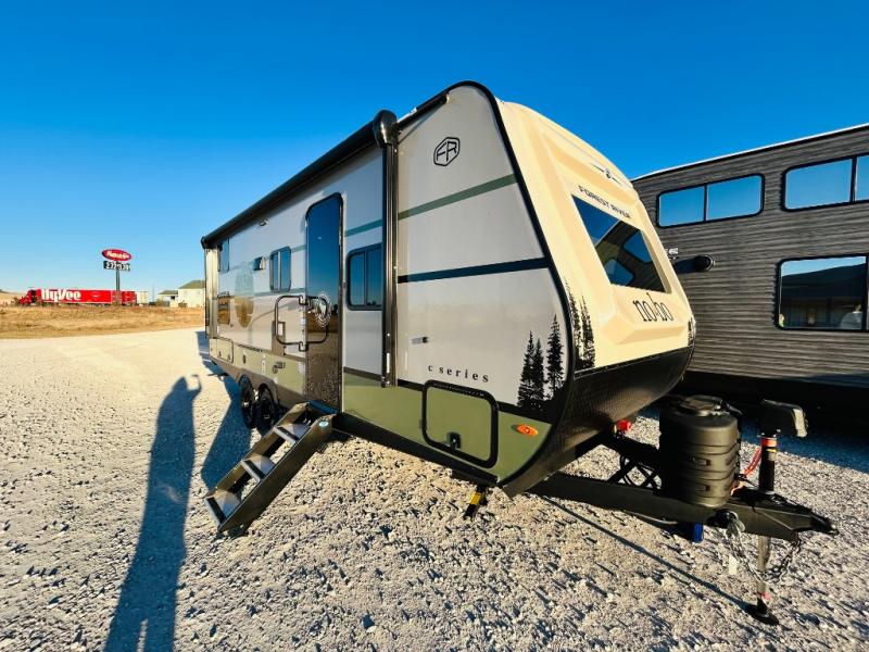 Family Exploration in Style in our 2025 NoBo 20.3!!
