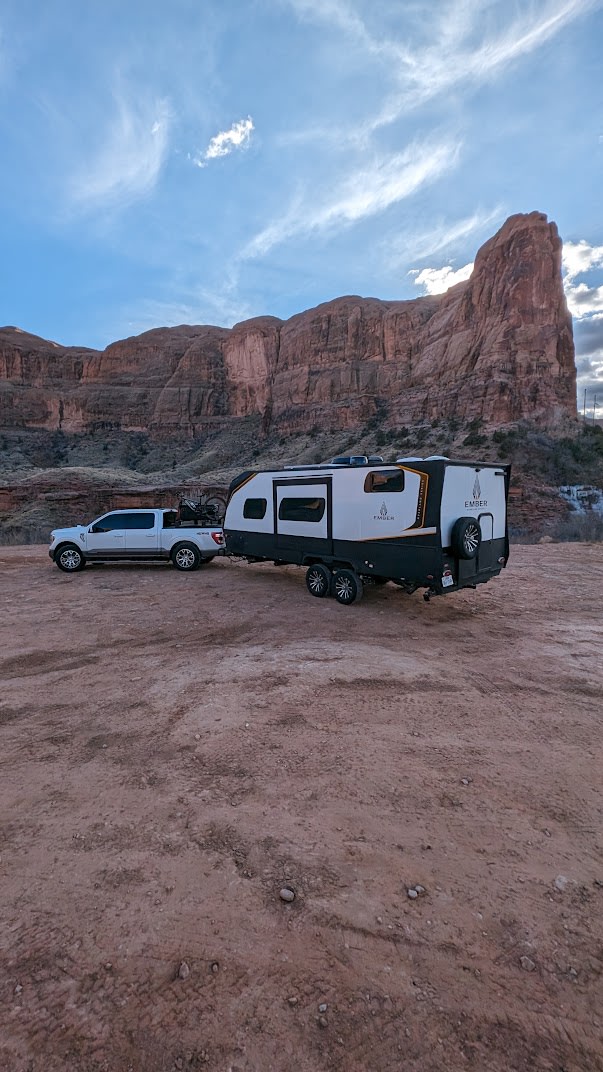 2023 EMBER 221 MSL