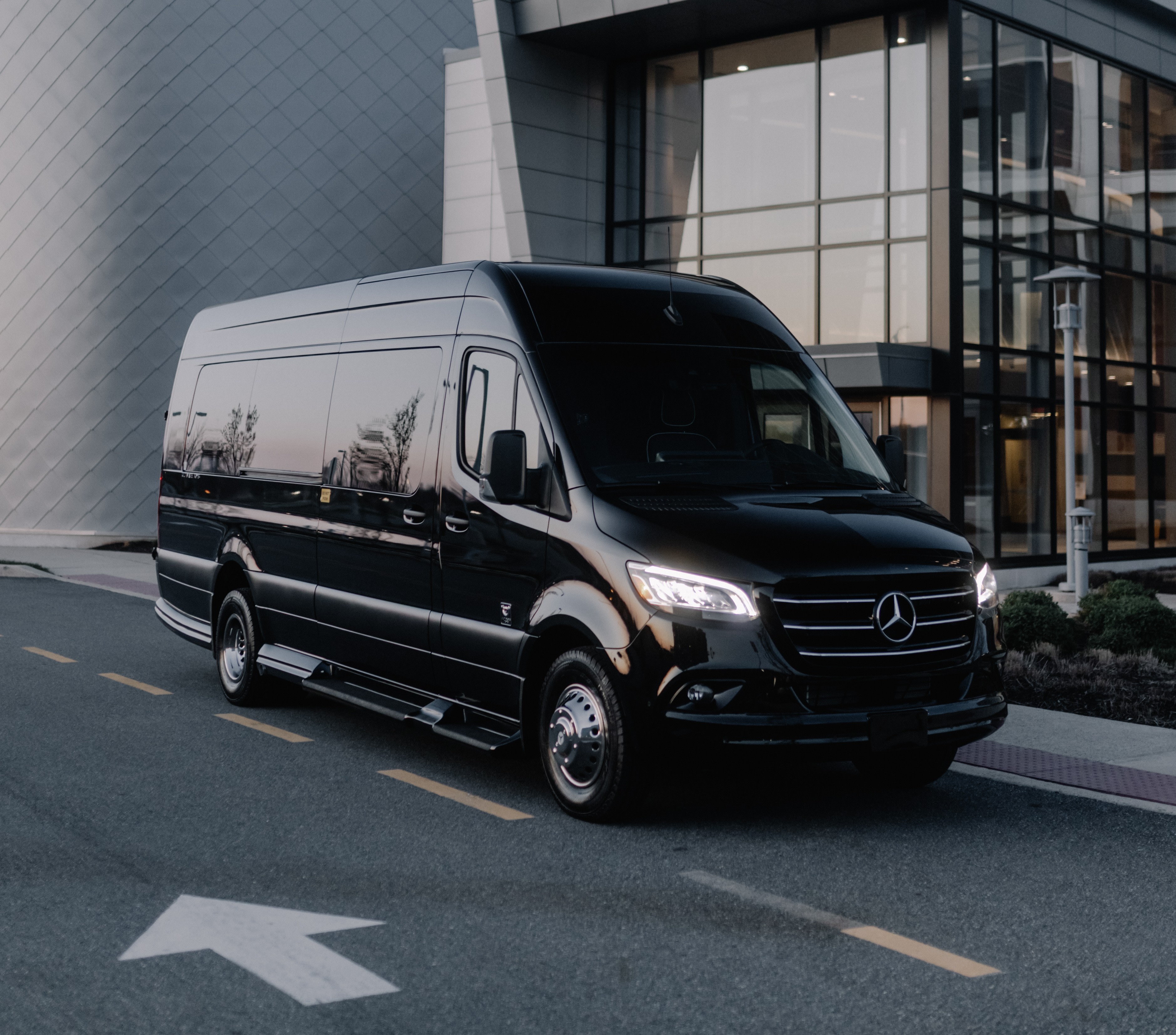 NEW - 2025 Mercedes 11-Passenger Mercedes Sprinter: Travel in Style - Wi-Fi
