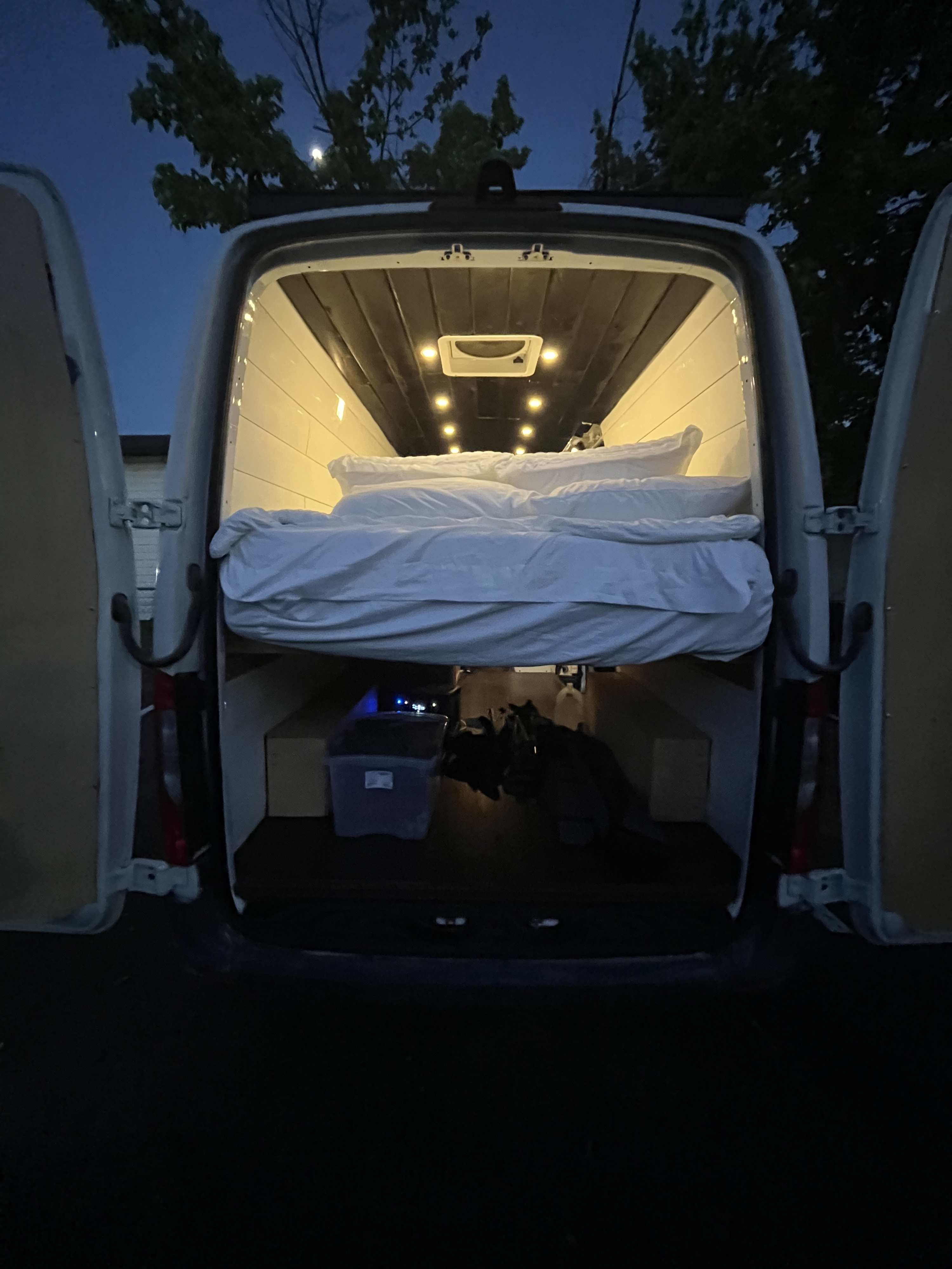 Camper van RV Rental 