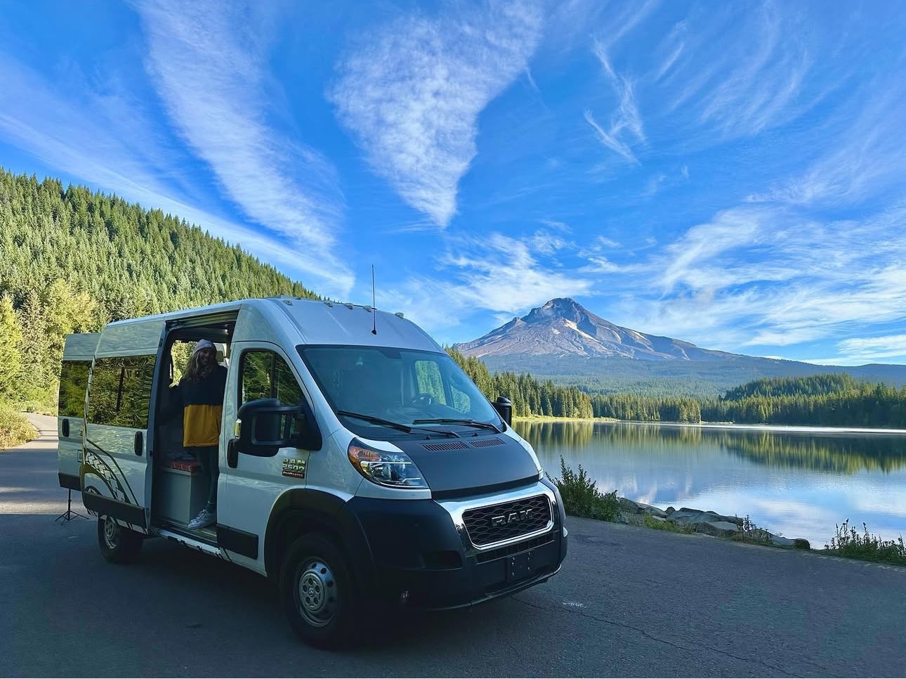 Camper van RV Rental 