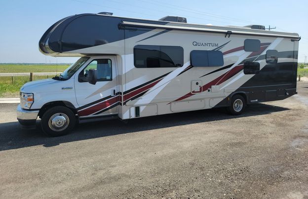 2021 THOR MOTORCOACH 31LF
