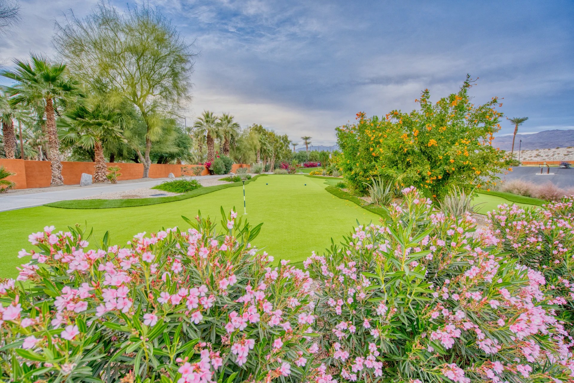 Coachella Lakes RV Resort