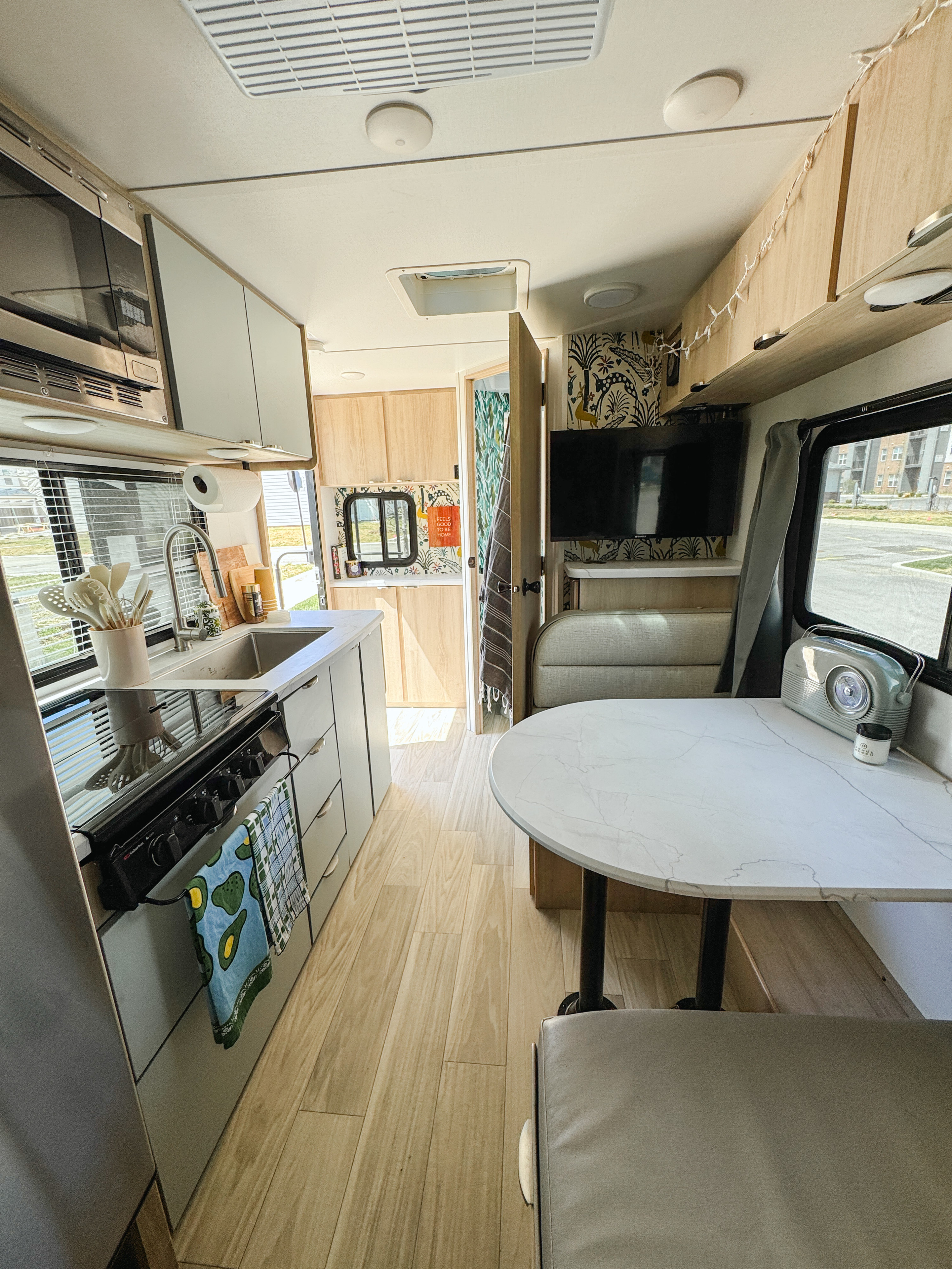 2023 Micro Minnie Winnie: Everything Included, Pet Friendly, Easy to Tow