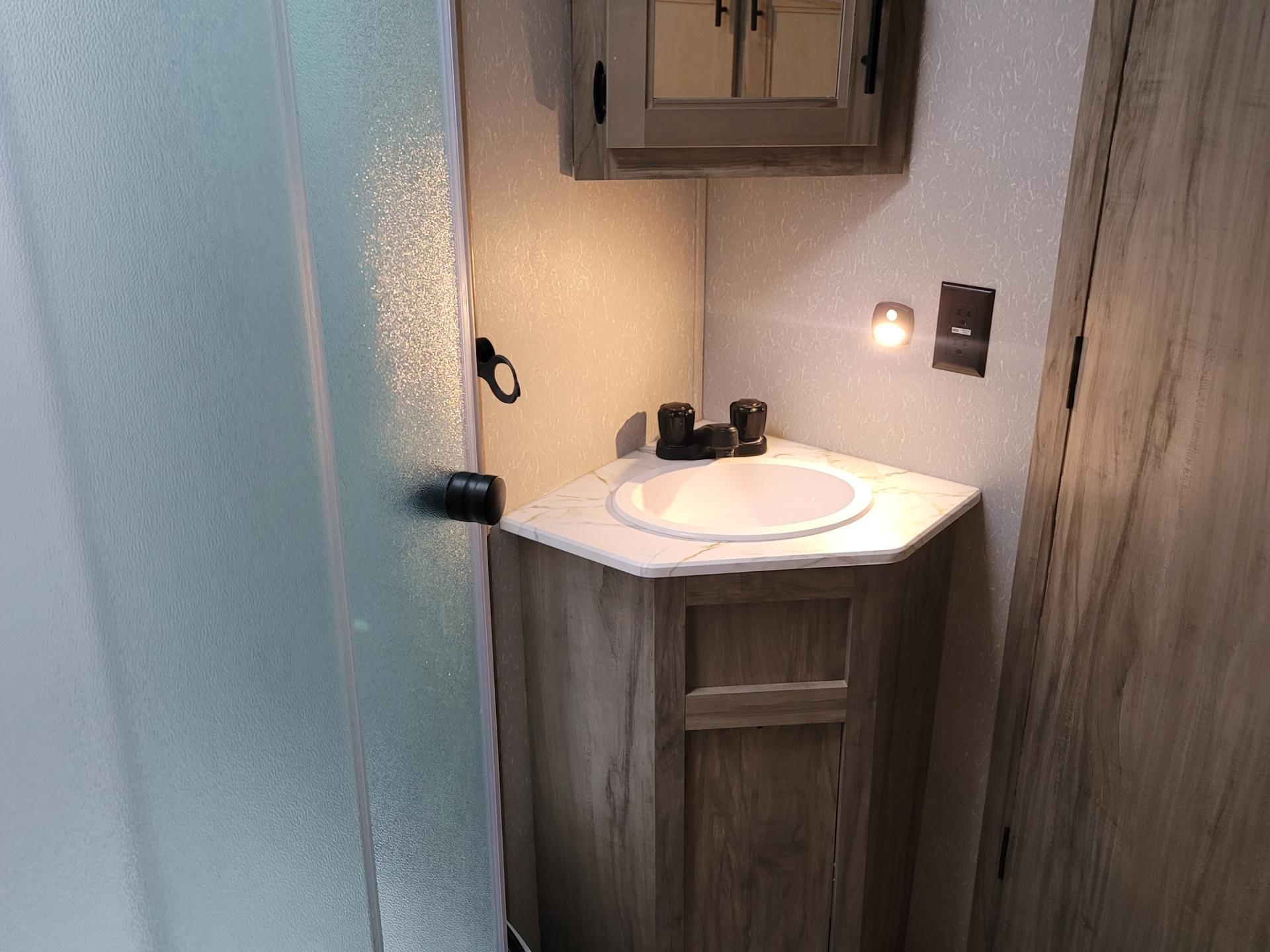 Travel trailer RV Rental 