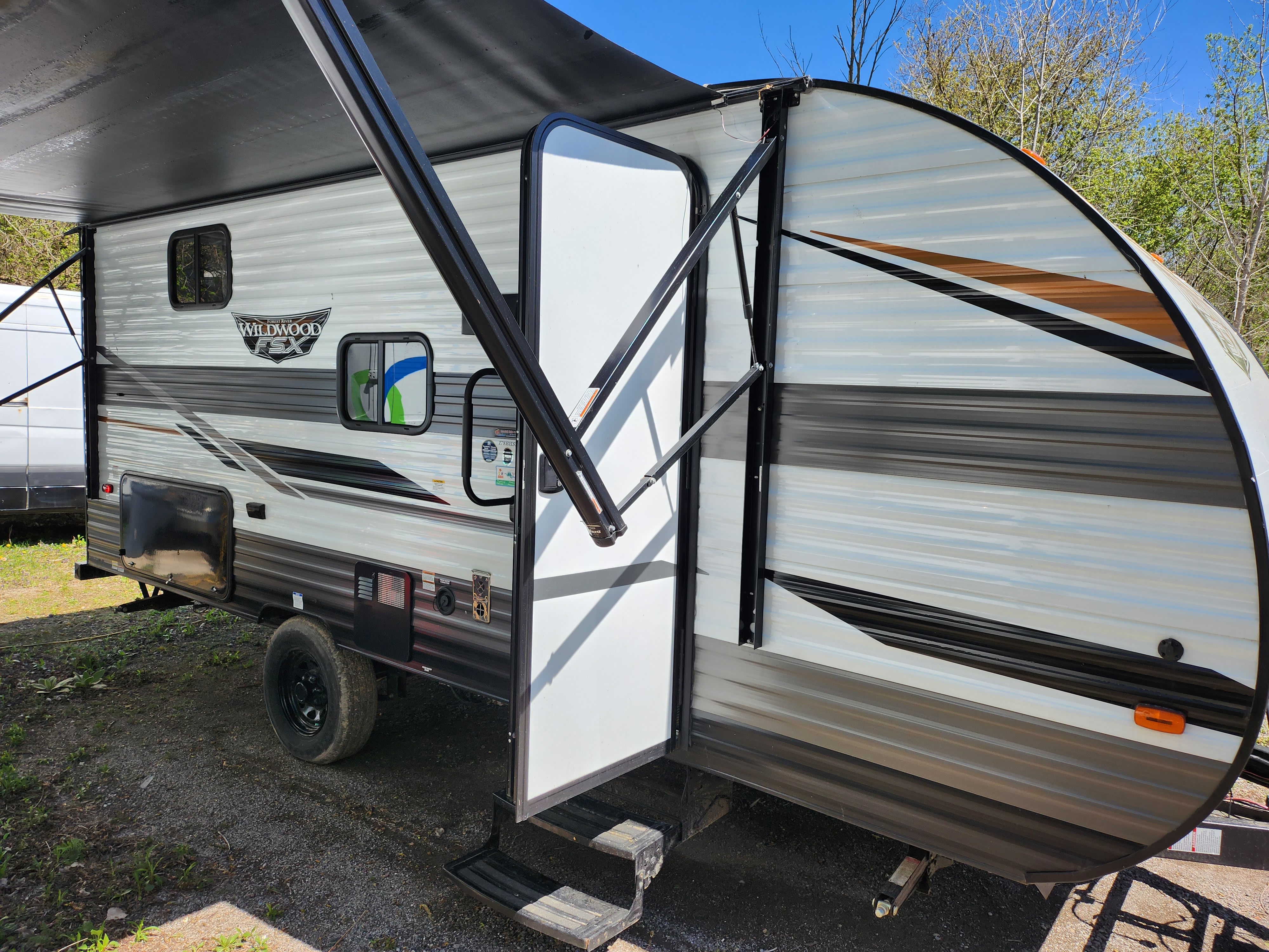 2022 Forest River Wildwood FCX 178BHSK