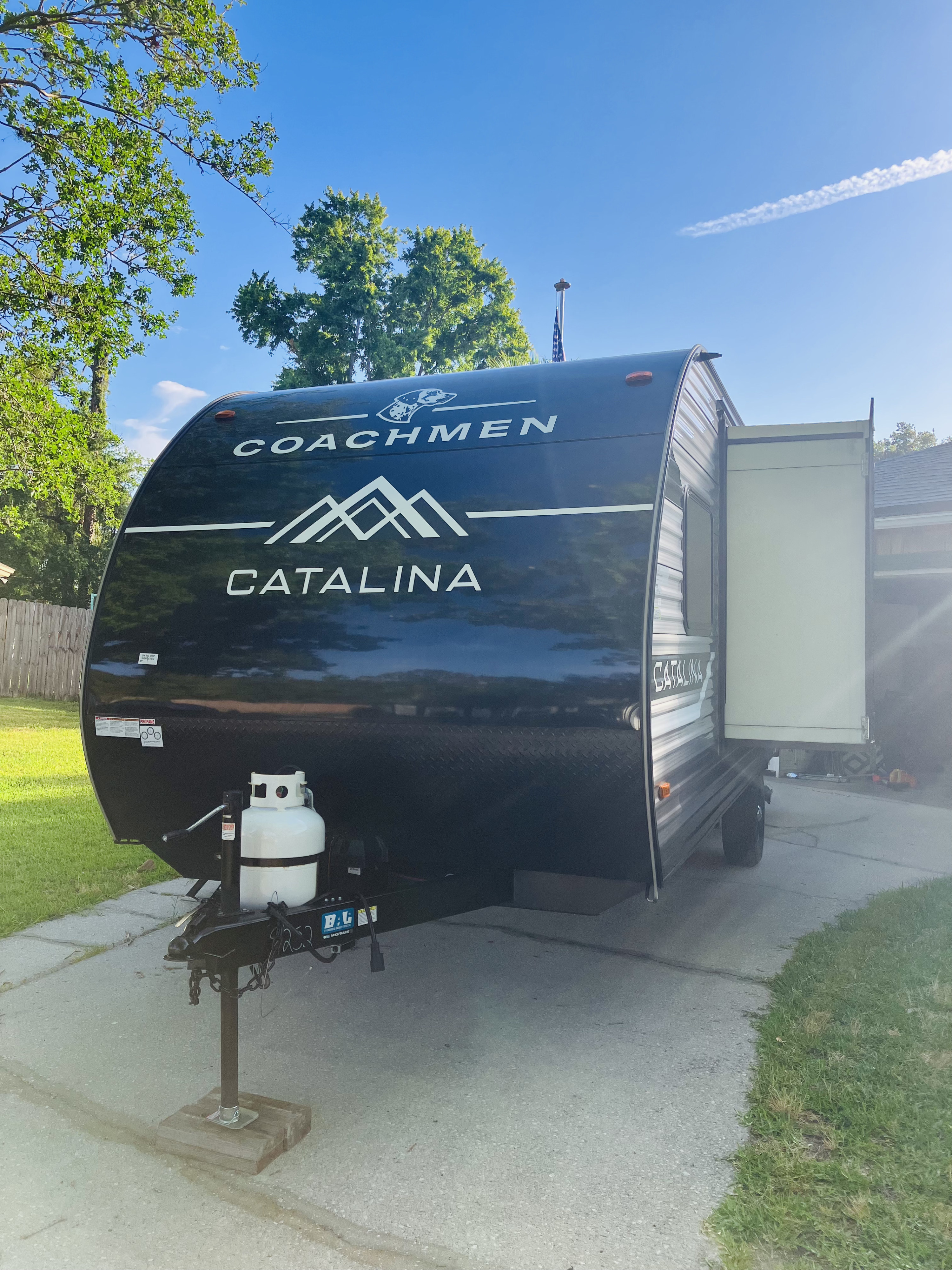 New 2025 Coachman Catalina Summit Series 7
