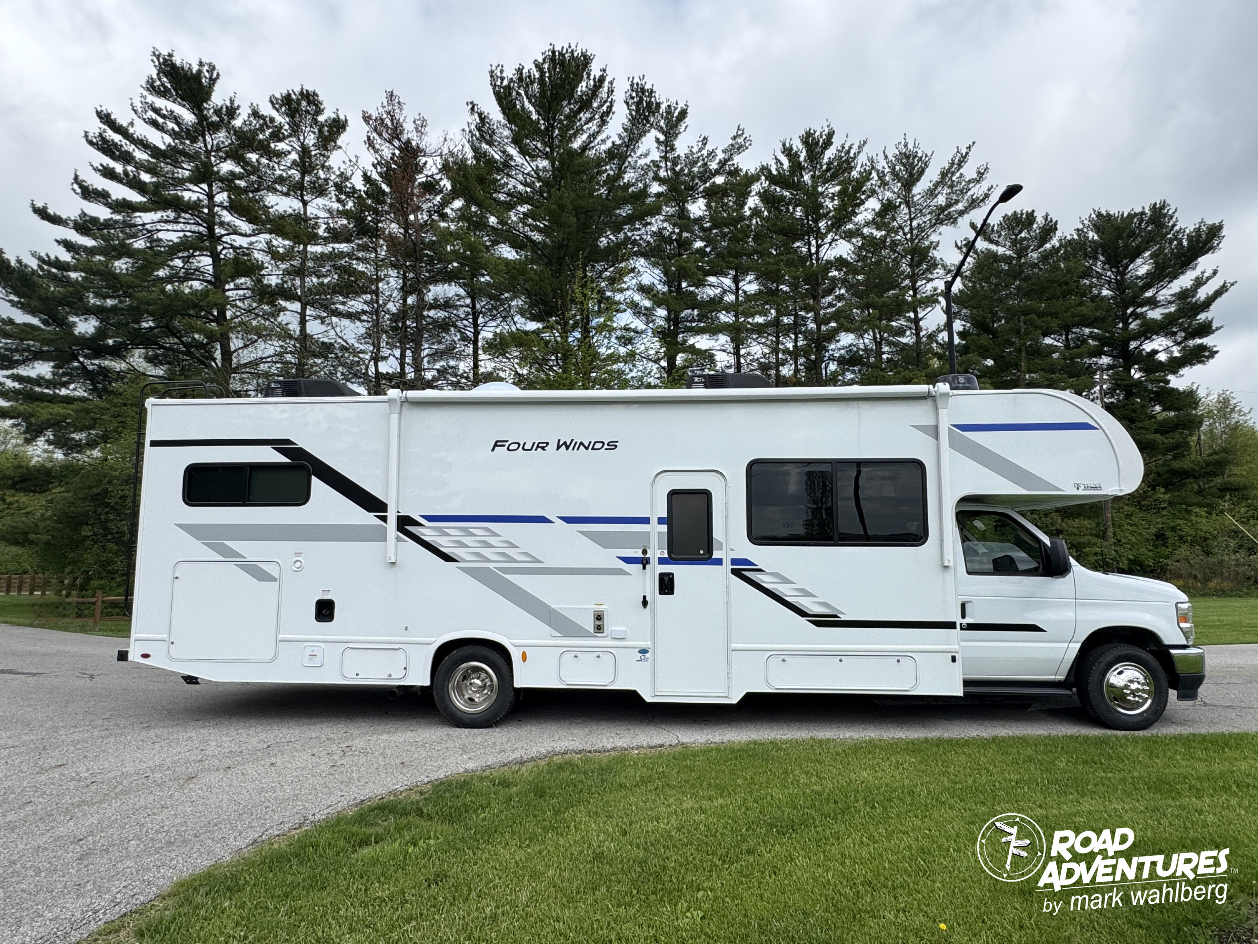 2026 Thor Motor Coach Four Winds Class C in Columbus, OH | Outdoorsy