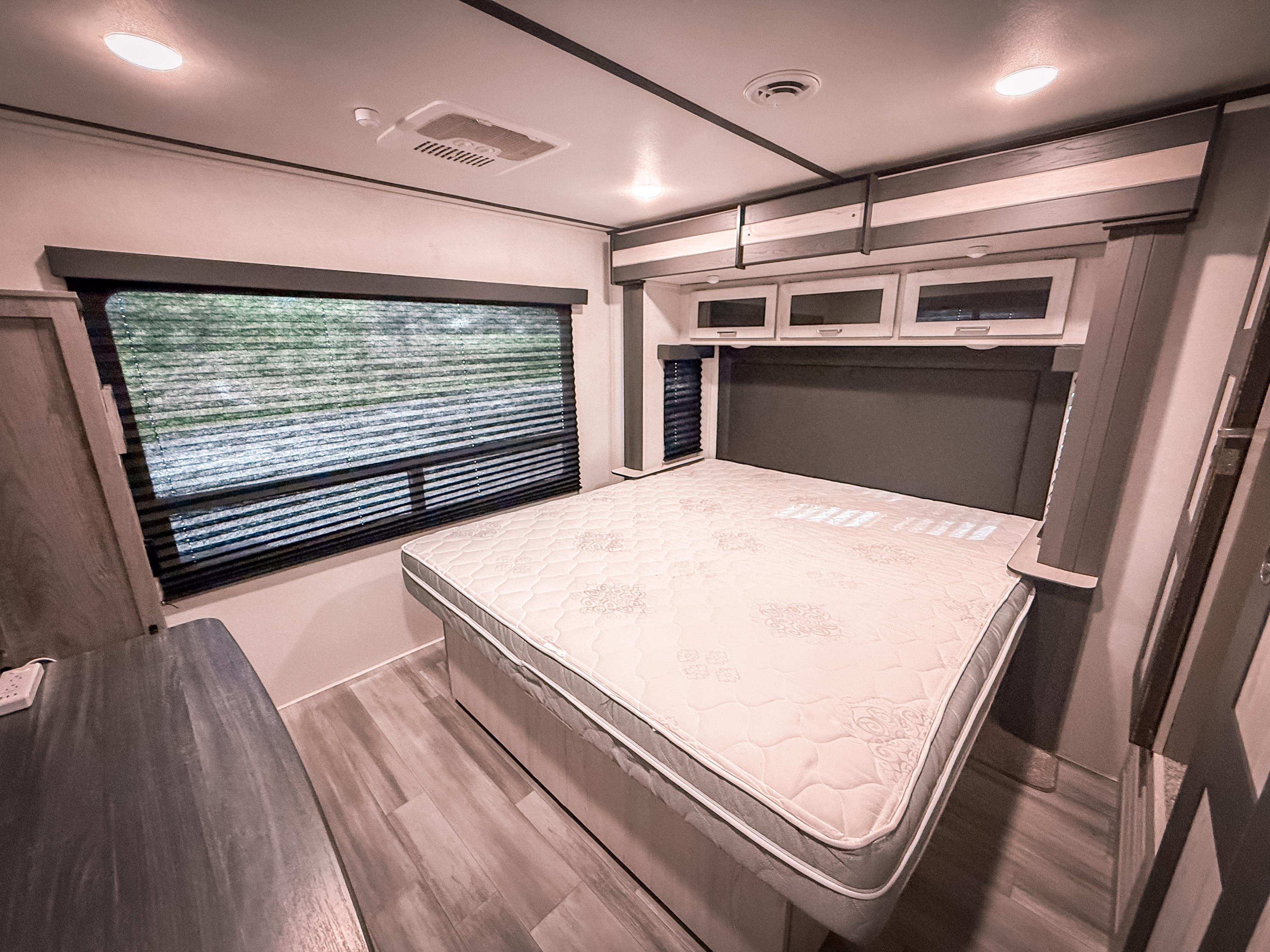 Keystone Sprinter Rv Inside 2021 Keystone RV Sprinter Limited Travel trailer in Brown City, MI ...