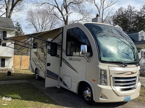 2014 Thor Vegas 24.1 - Compact Class A