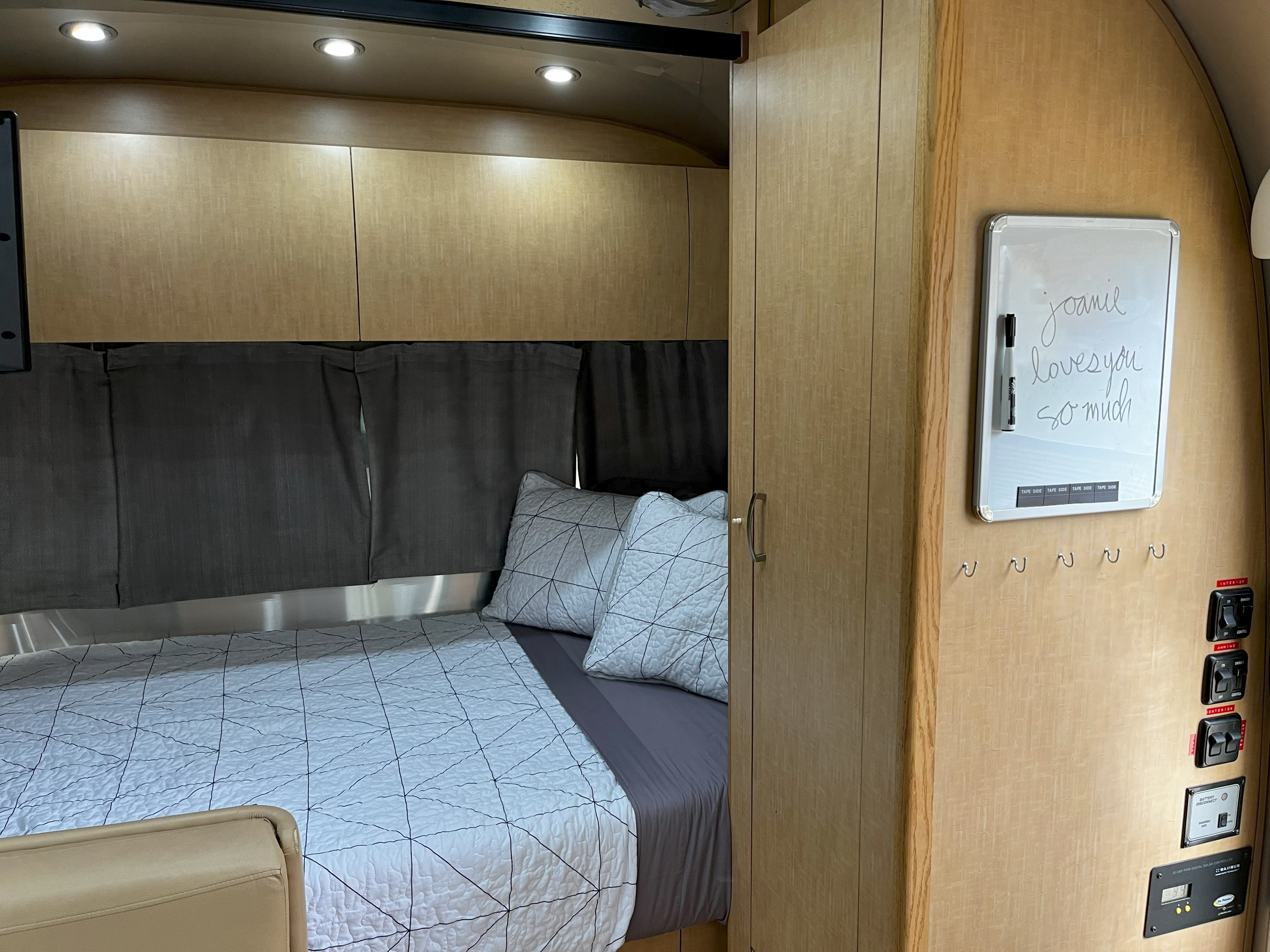 Travel trailer RV Rental 