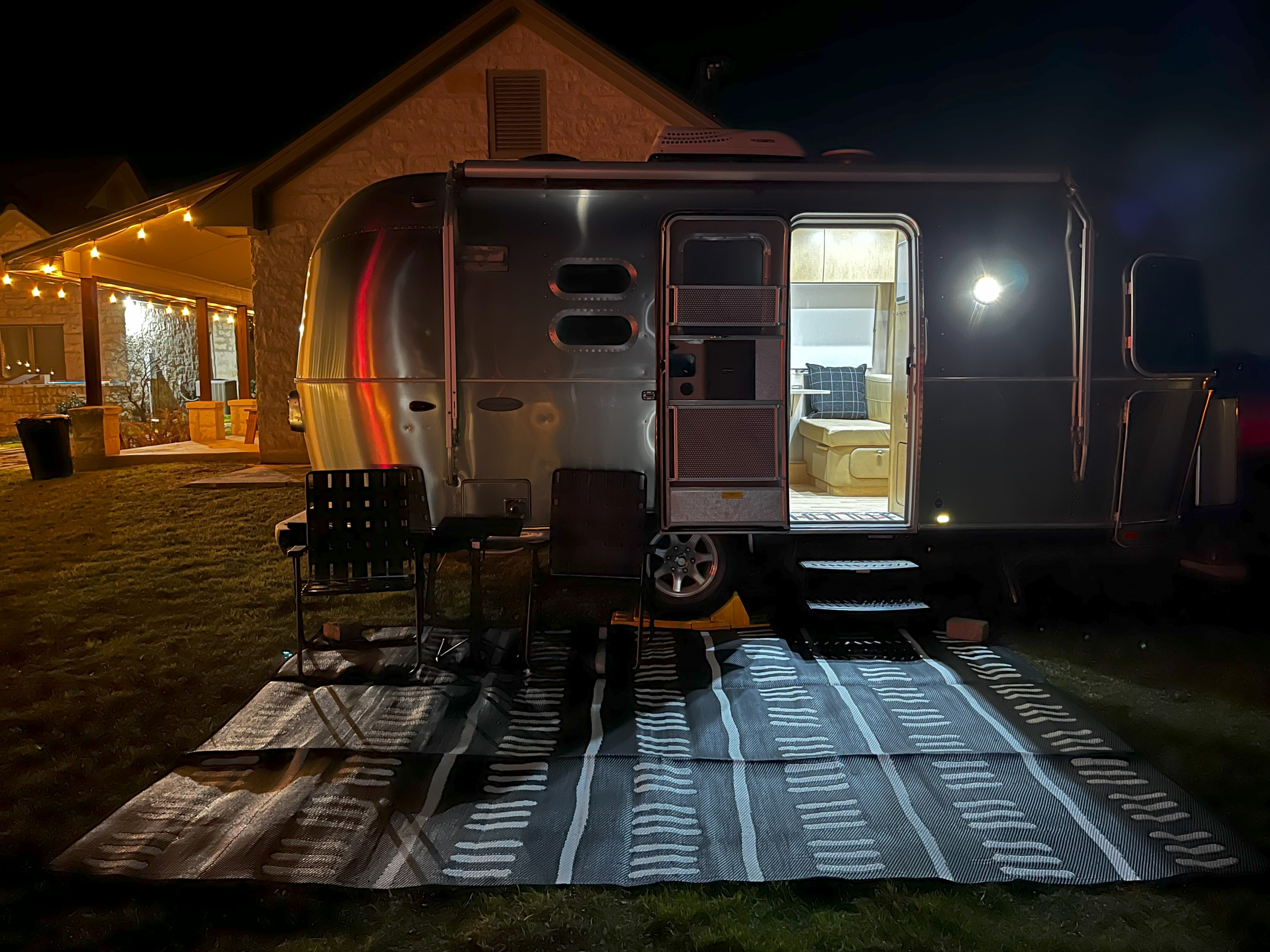 Travel trailer RV Rental 
