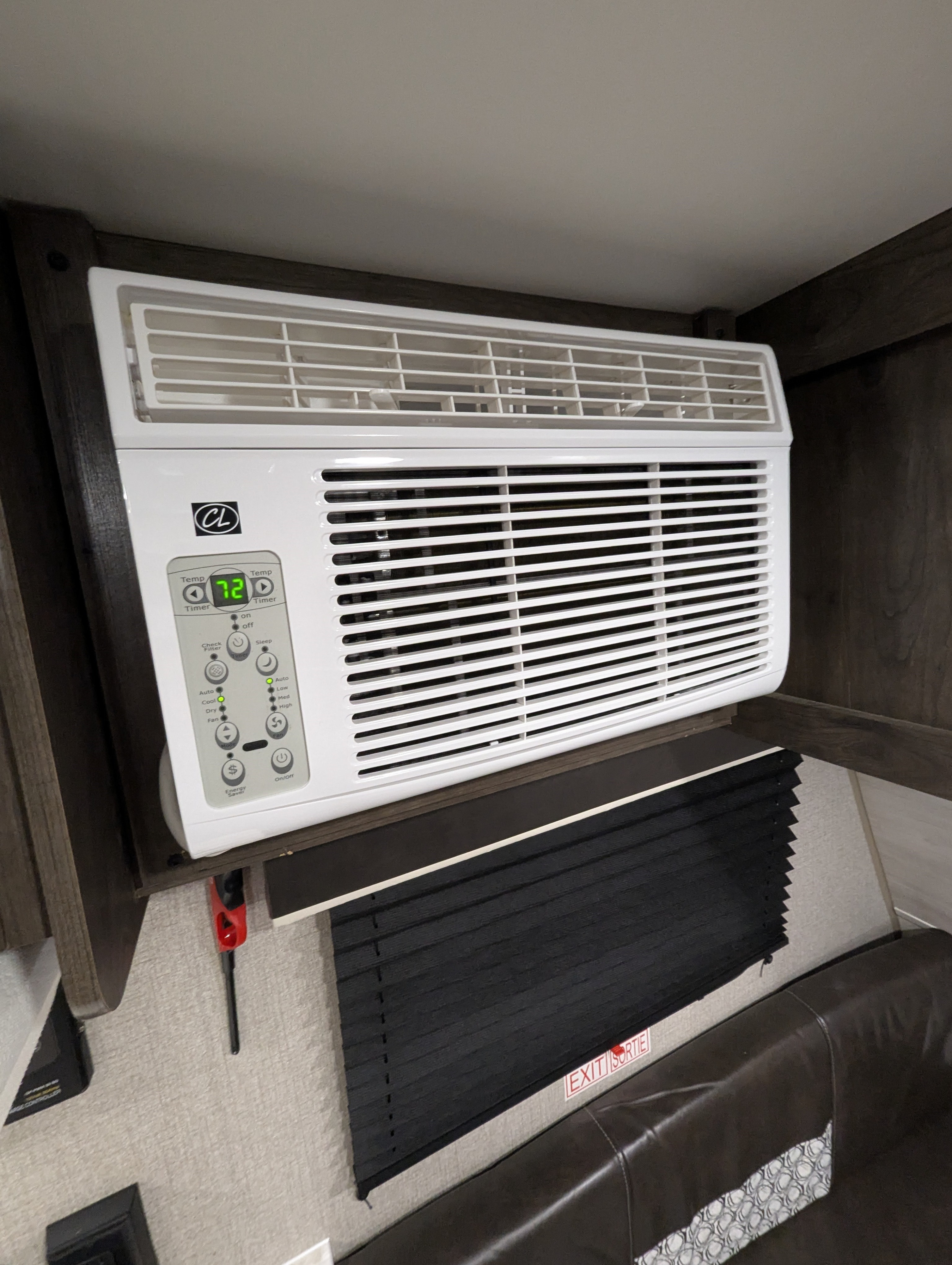 RV rental interior: A white AC unit displays "72" for comfort. Controls, fan, and a brown bench are visible.. Jayco Jay Flight SLX 2021